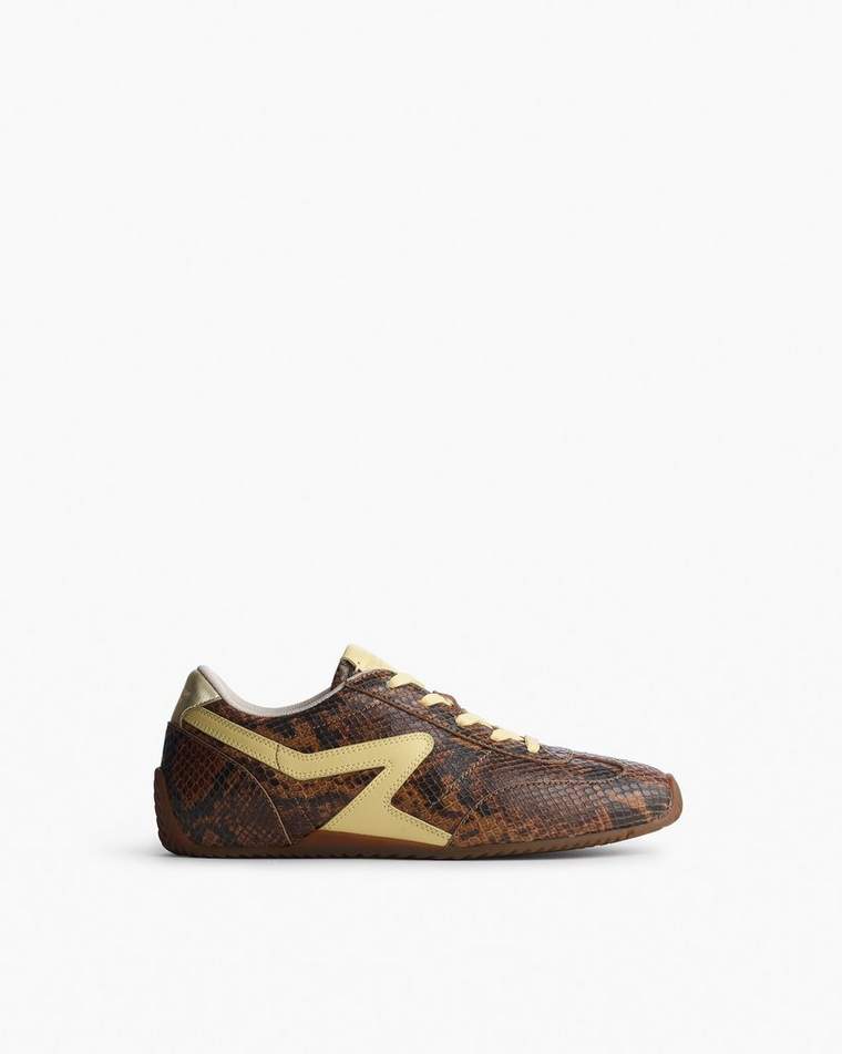 Ultra Slim Retro Runner Sneakers