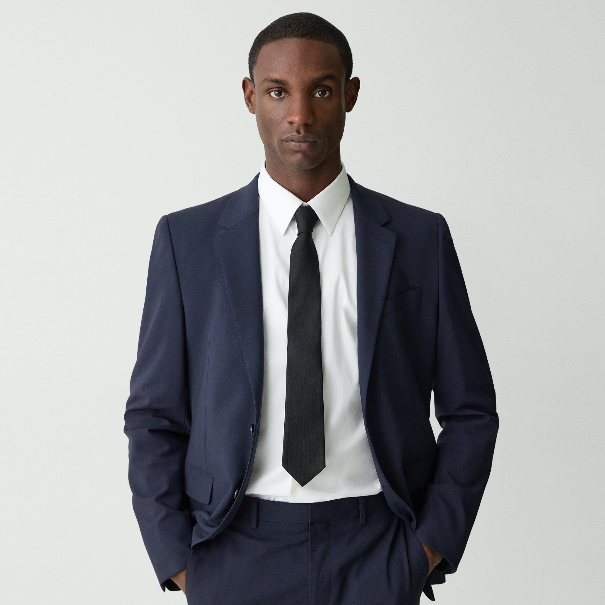 Theory Roadster Slim Tie In Silk In Black