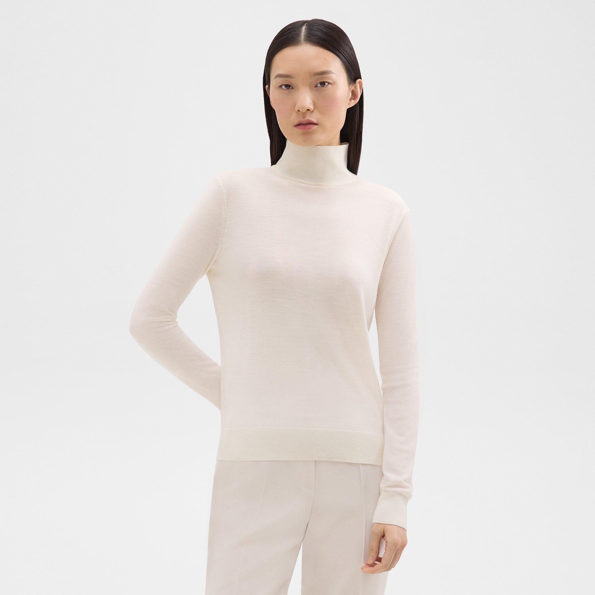 Theory Turtleneck Sweater In Regal Wool In New Ivory