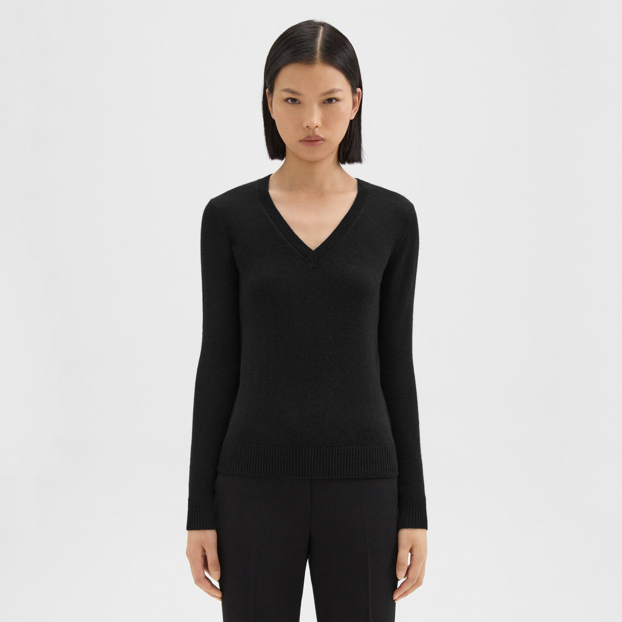 Theory V-neck Sweater In Feather Cashmere In Black