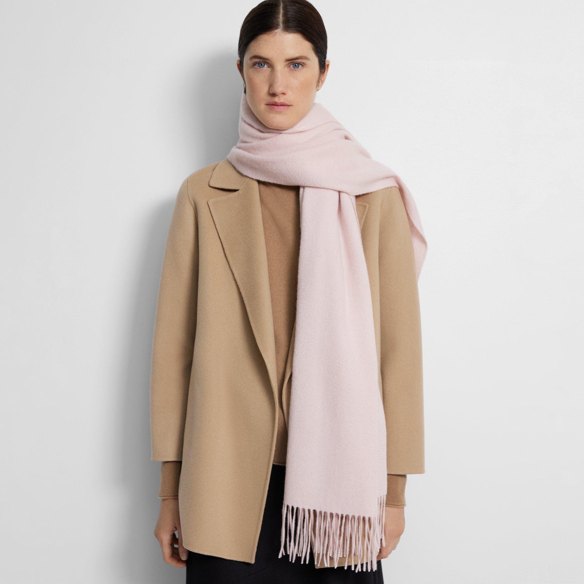 Theory Classic Scarf In Cashmere In Pale Petal