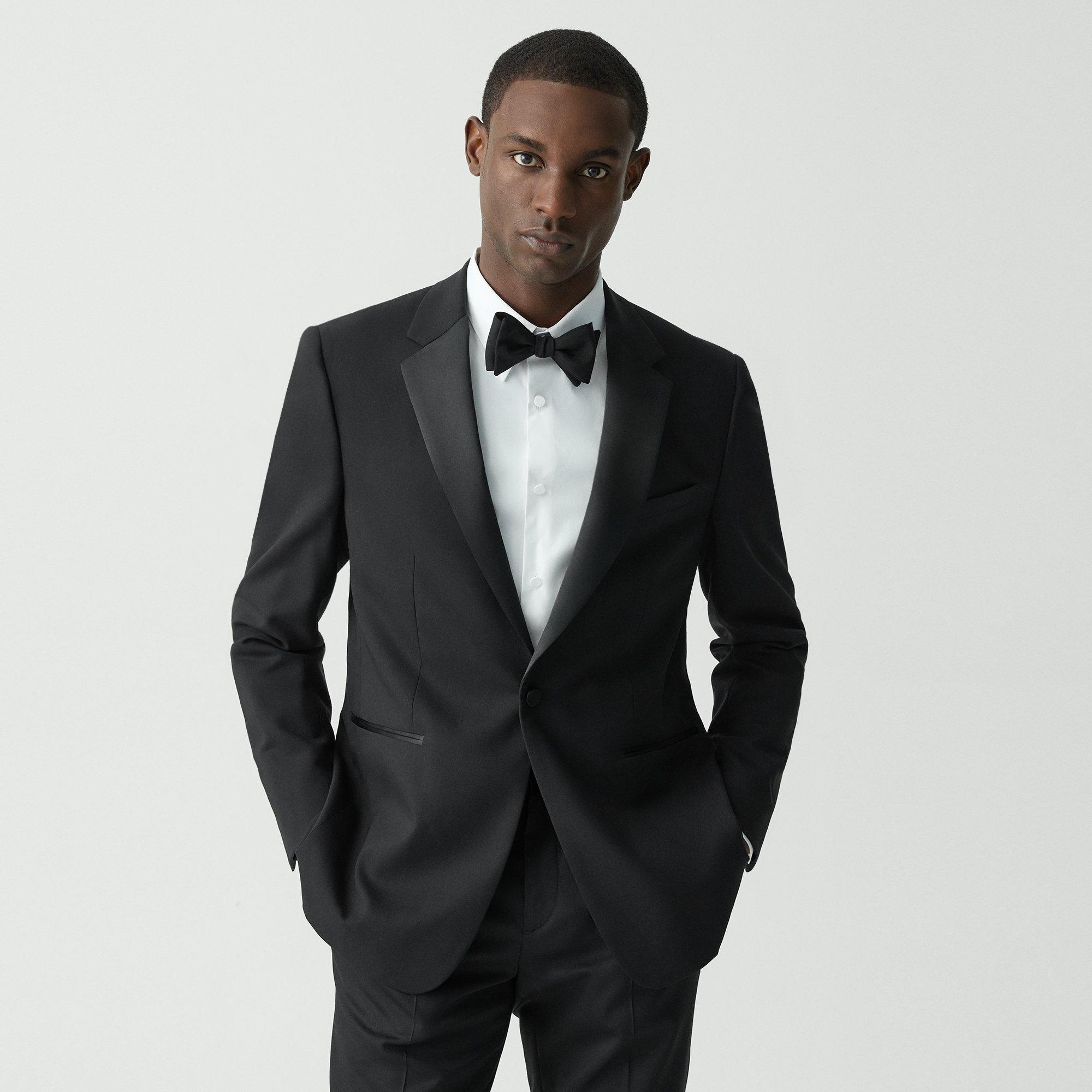 Shop Theory Chambers Tuxedo Blazer In Stretch Wool In Black