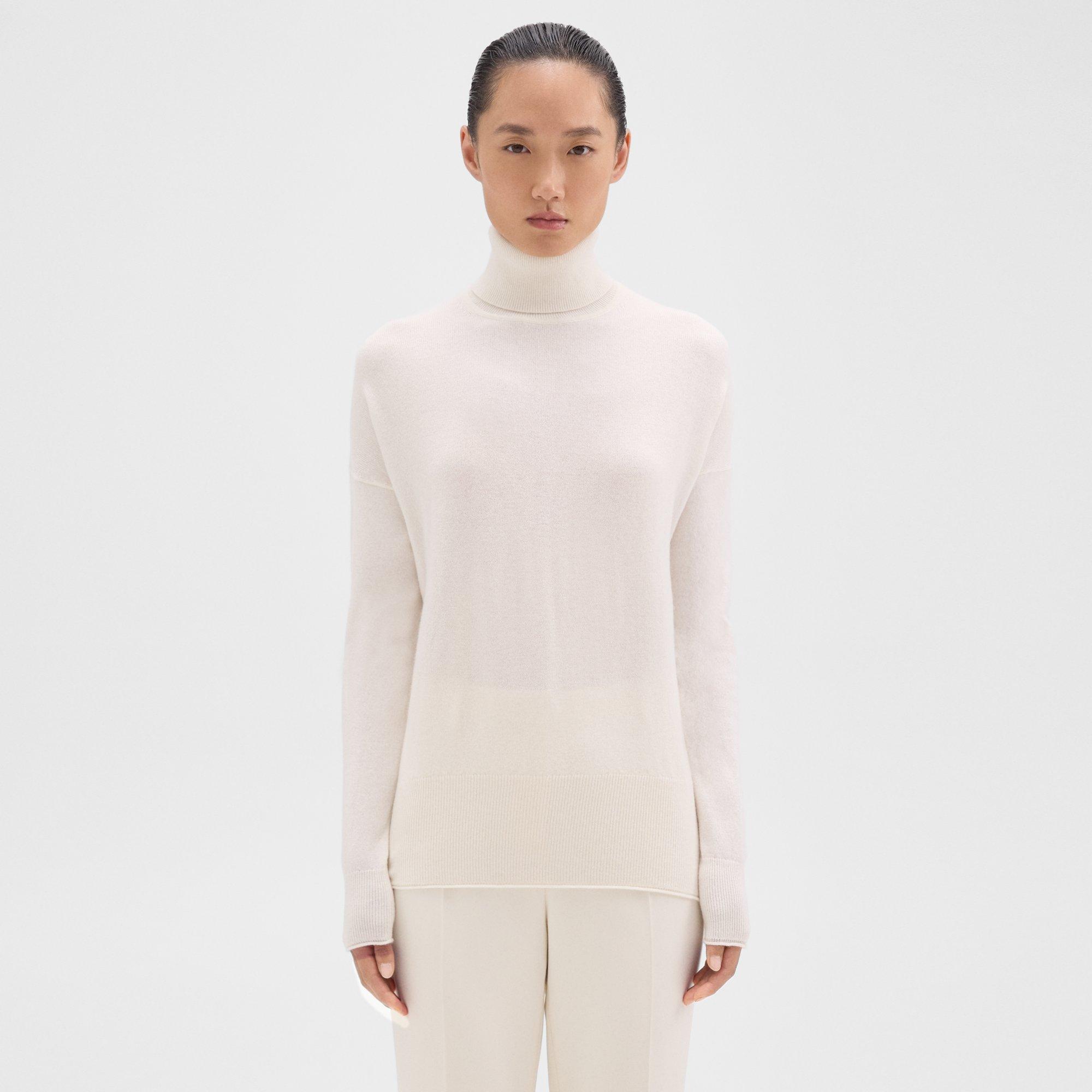 Theory Karenia Turtleneck Sweater In Cashmere In Ivory