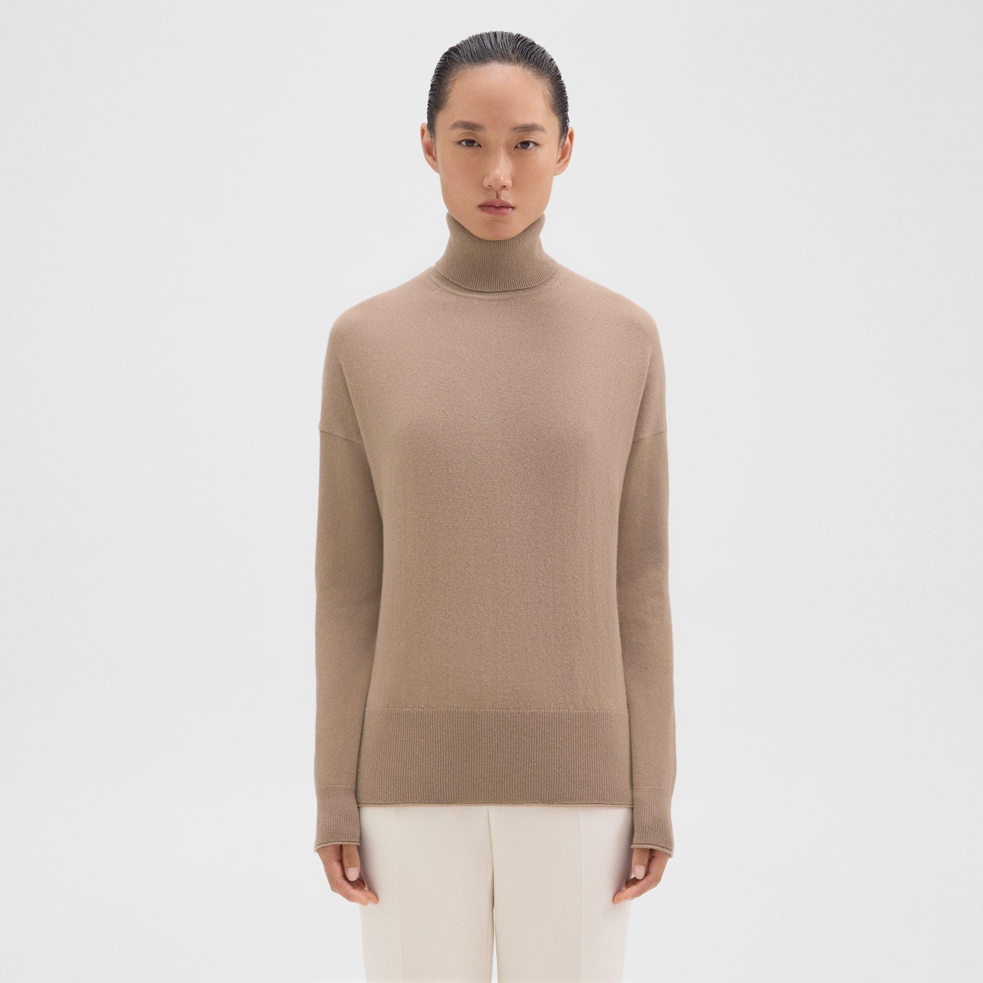Theory Karenia Turtleneck Sweater In Cashmere In Palomino