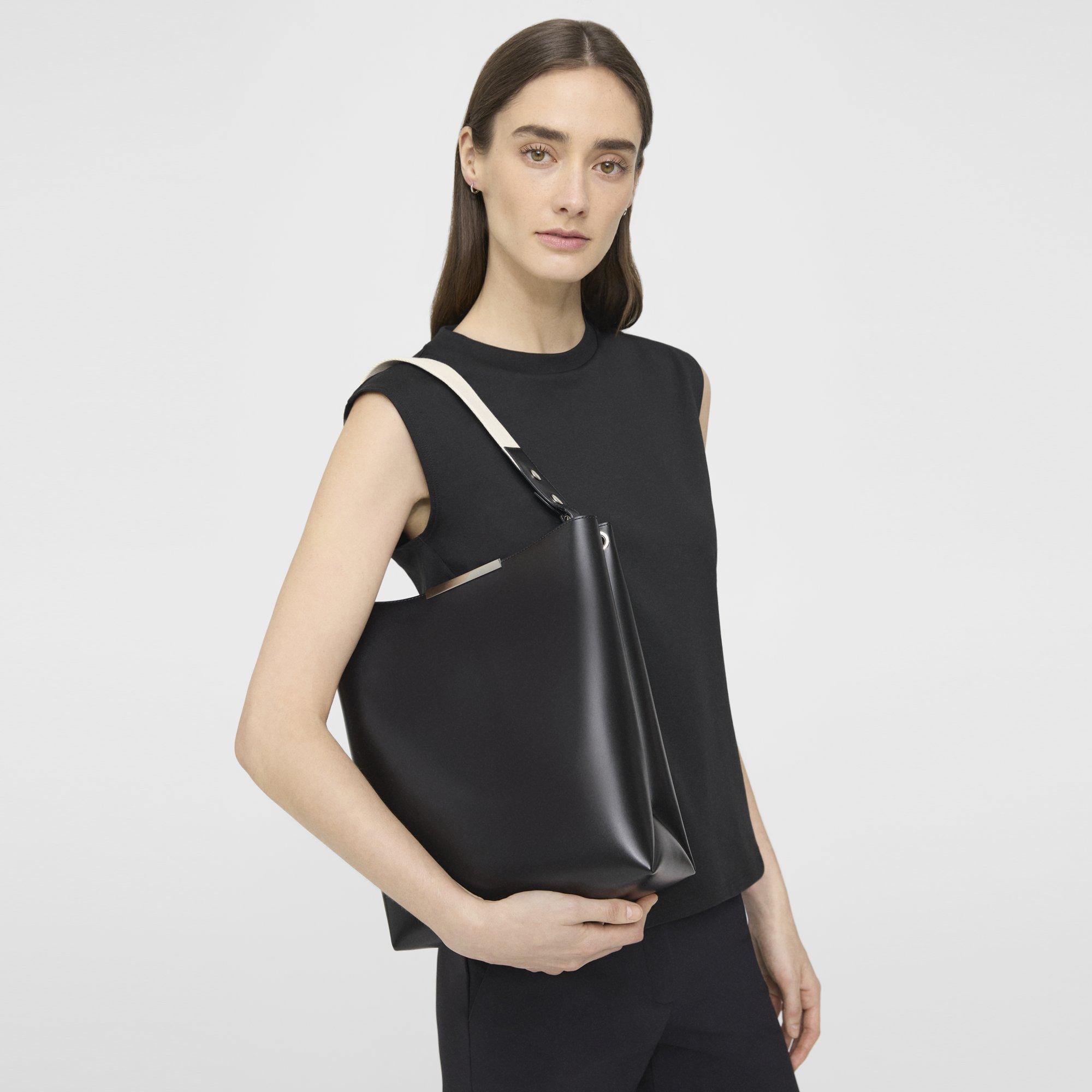 Theory Fold Tote Bag In Leather In Black