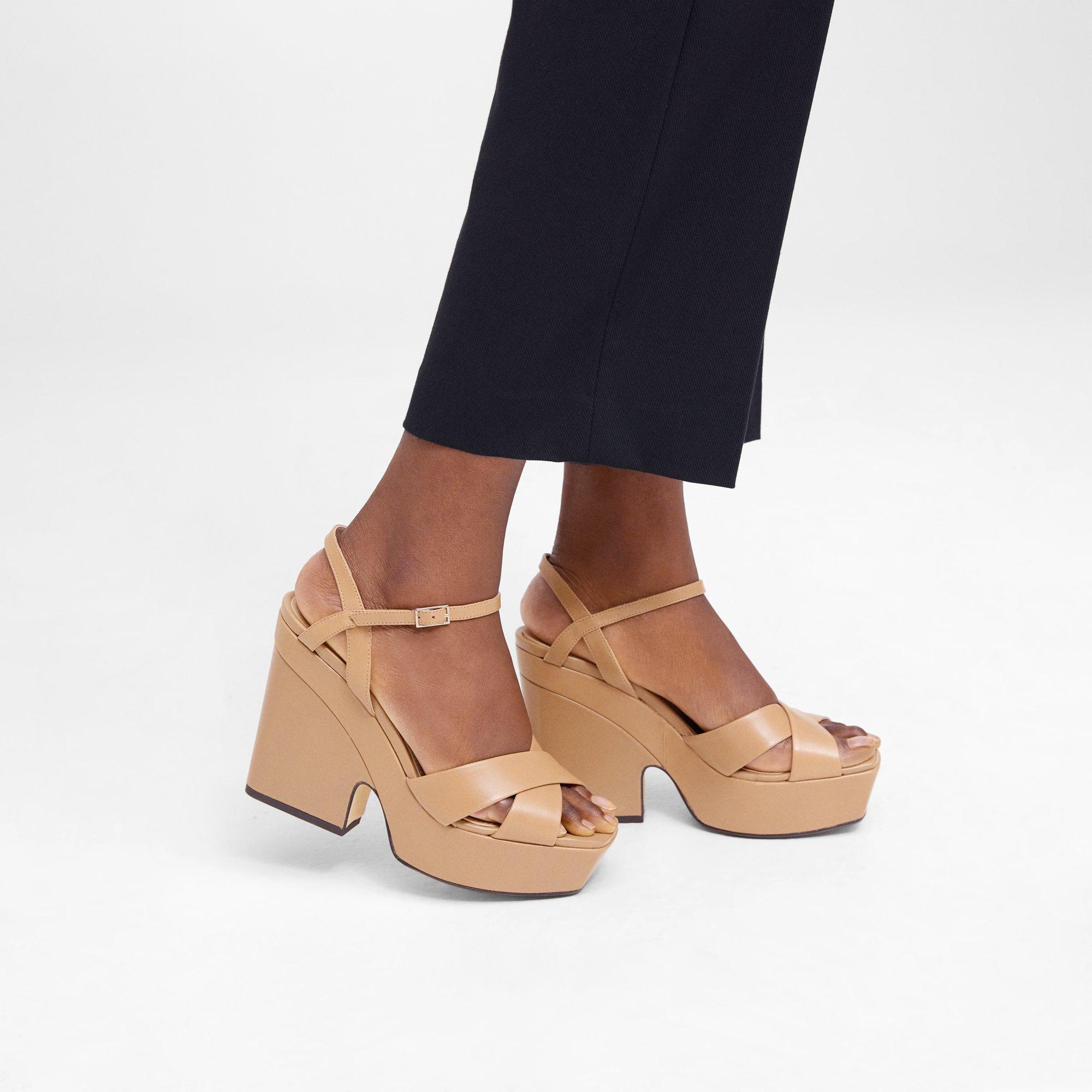 Theory Platform Wedge Sandal In Leather In Dark Nude