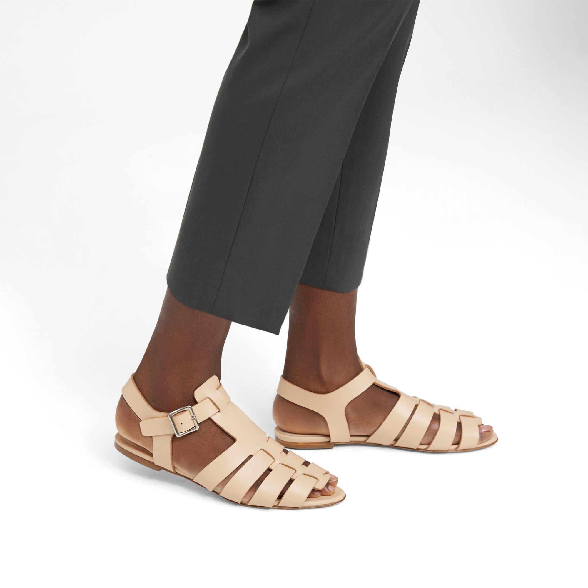 Theory Fisherman Sandal In Leather In Nude