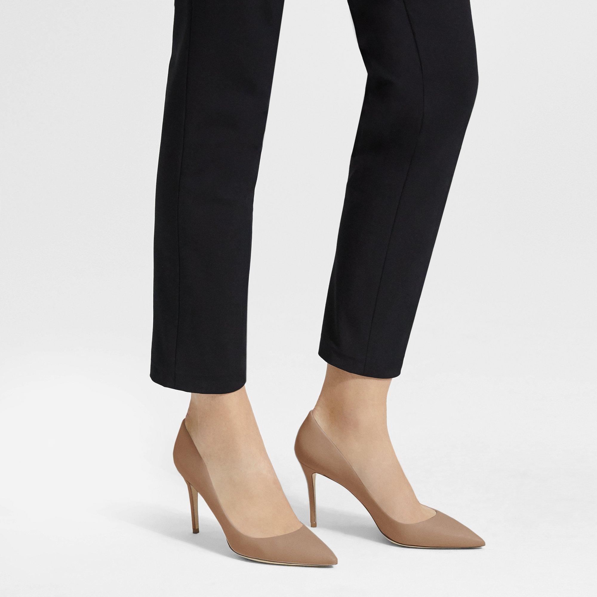 Theory City Pump In Leather In Dark Nude