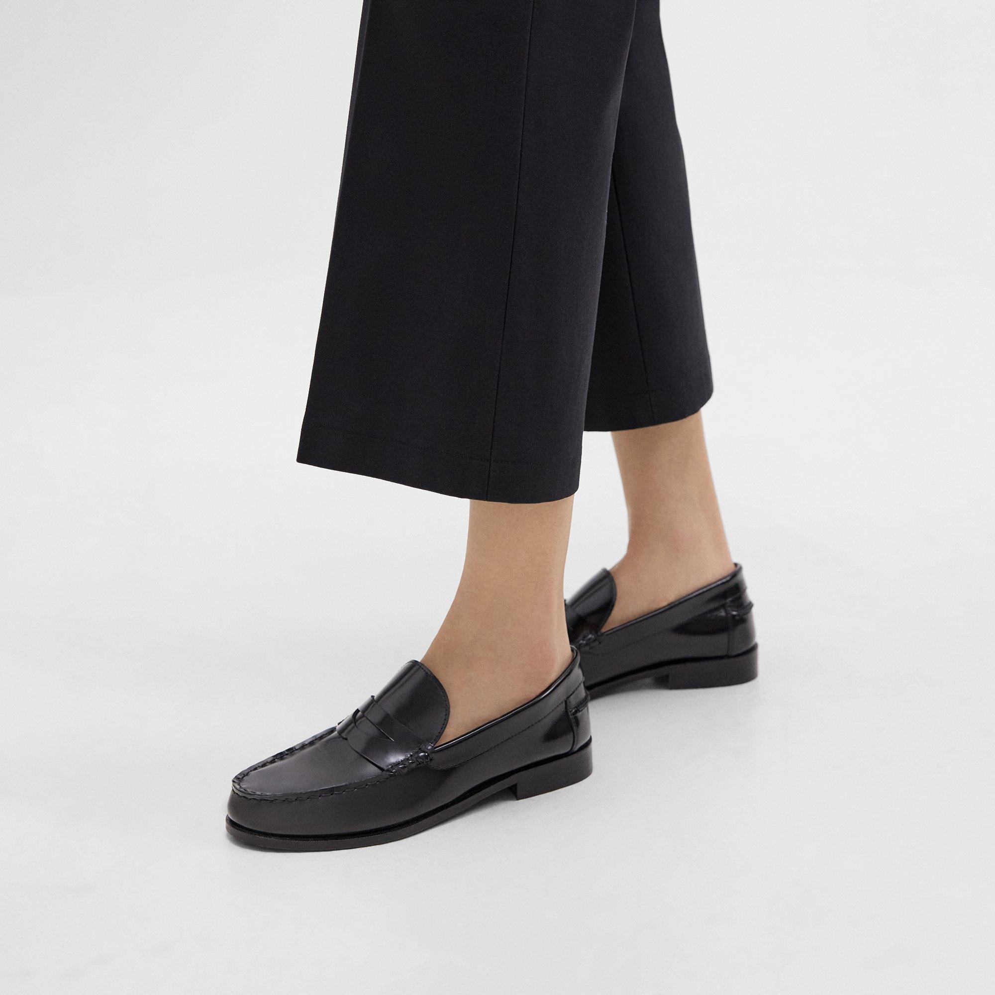 Theory City Loafer In Leather In Black