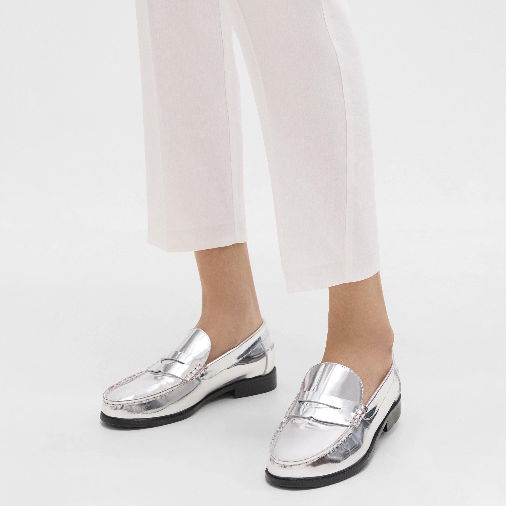 Theory City Loafer In Metallic Leather In Silver