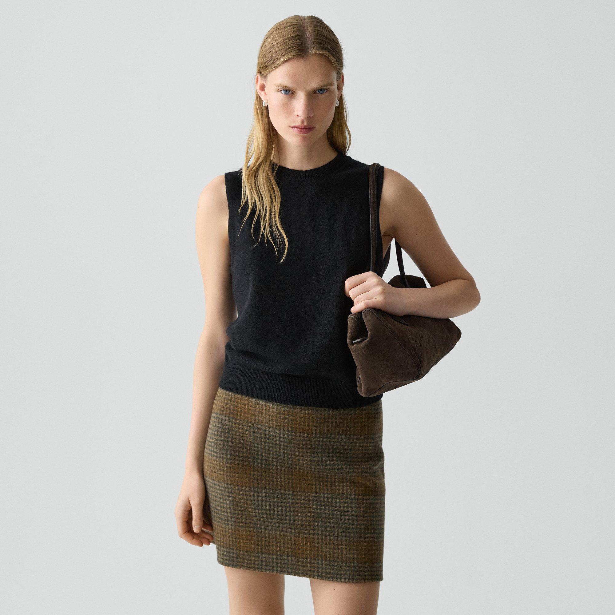 Theory Cashmere Shell In Black