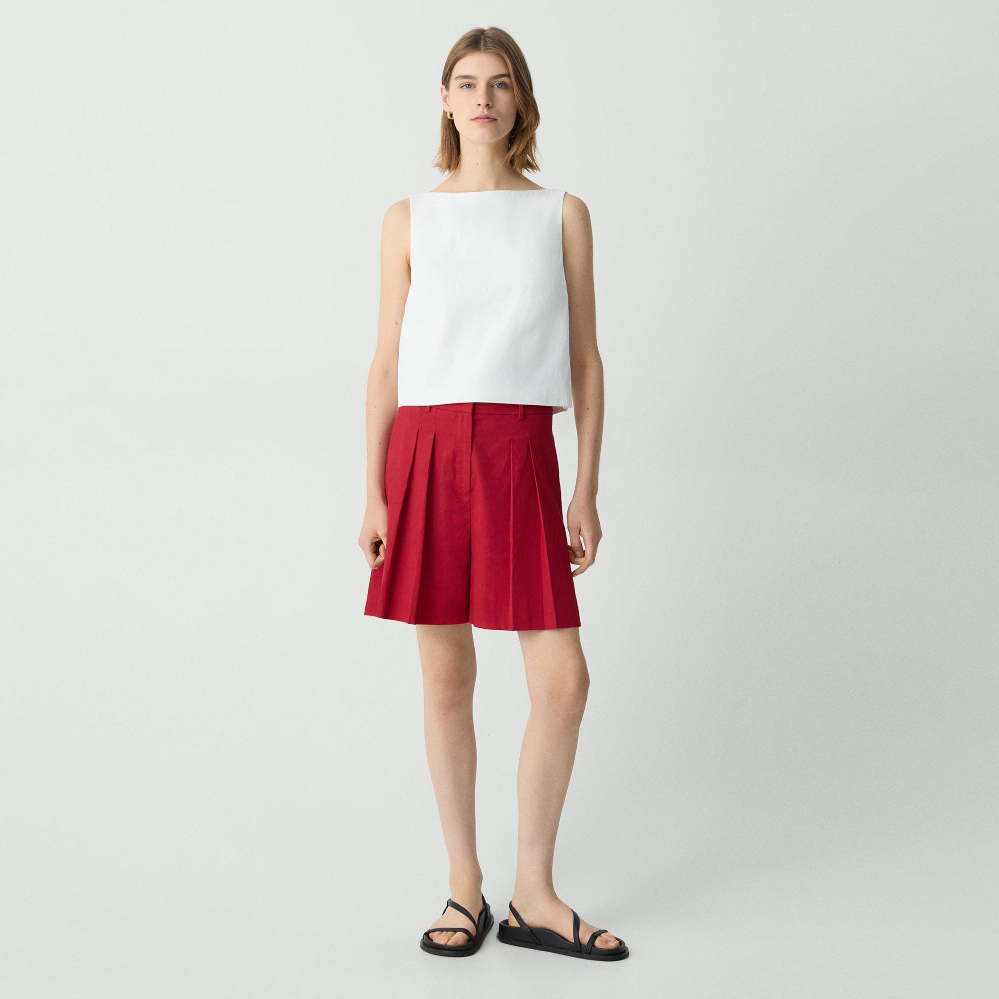 Theory Pleated Short In Good Linen In Cherry