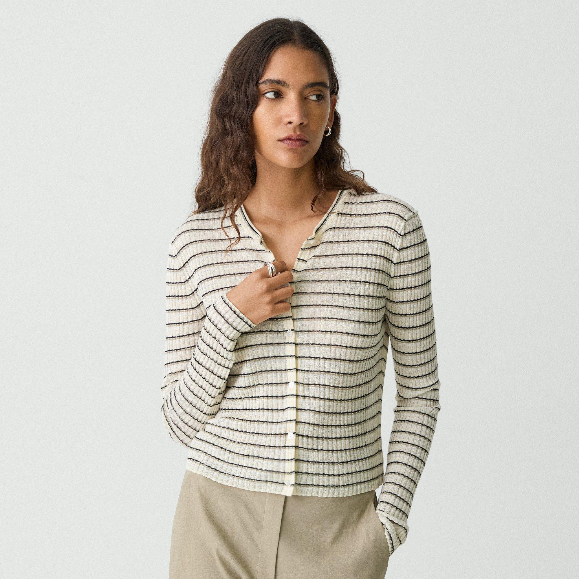 Theory Cropped Cardigan In Cable Knit Linen In Light Parchment Multi