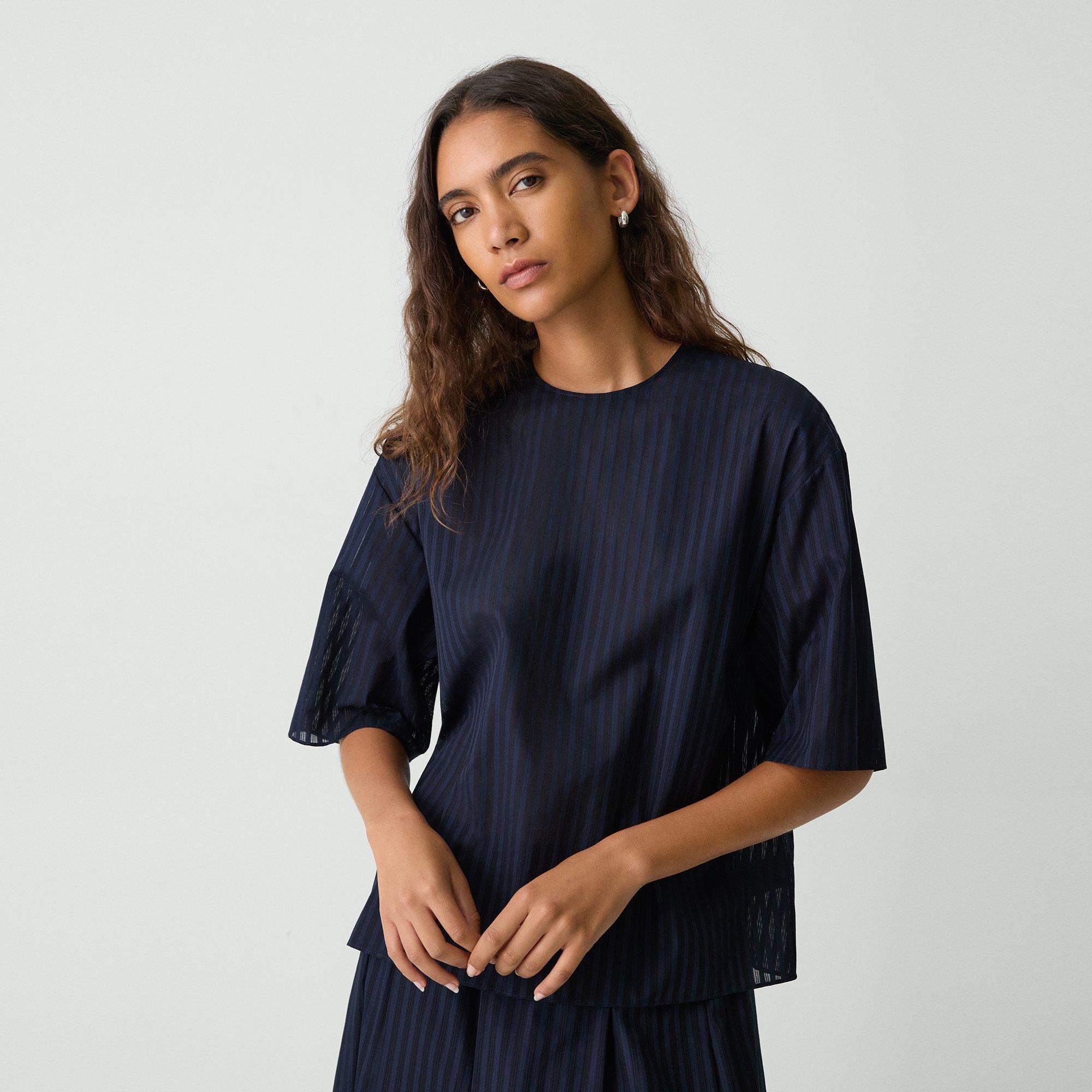 Theory Boxy Tee In Linear Cotton