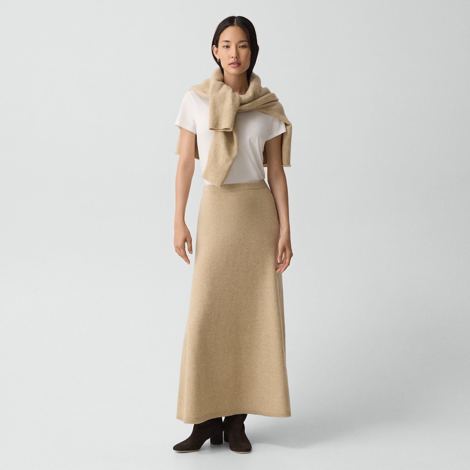 Theory Knit Pull-on Skirt In Astor Wool In Nude