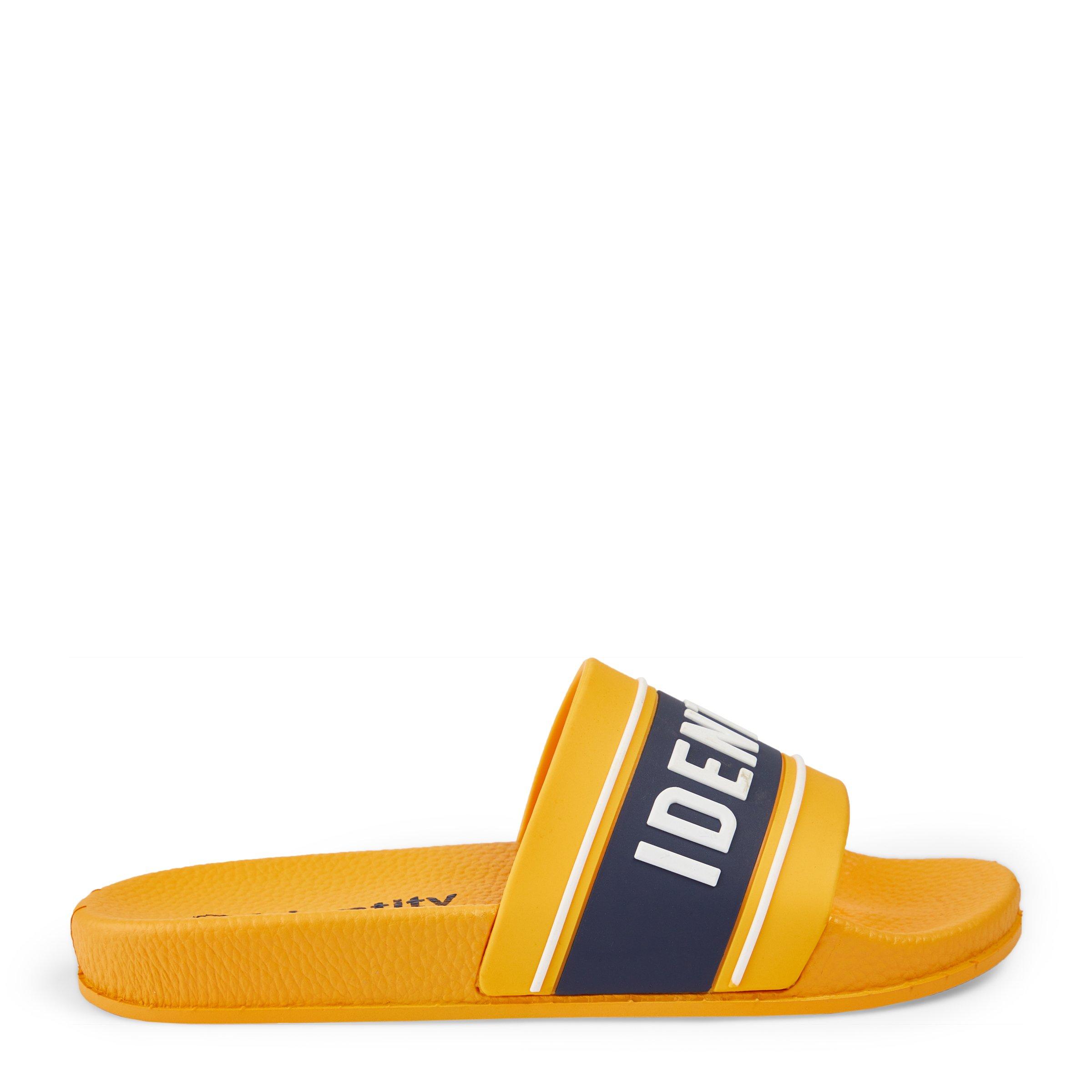 Boys Colour Blocked Slide 3074999 Identity
