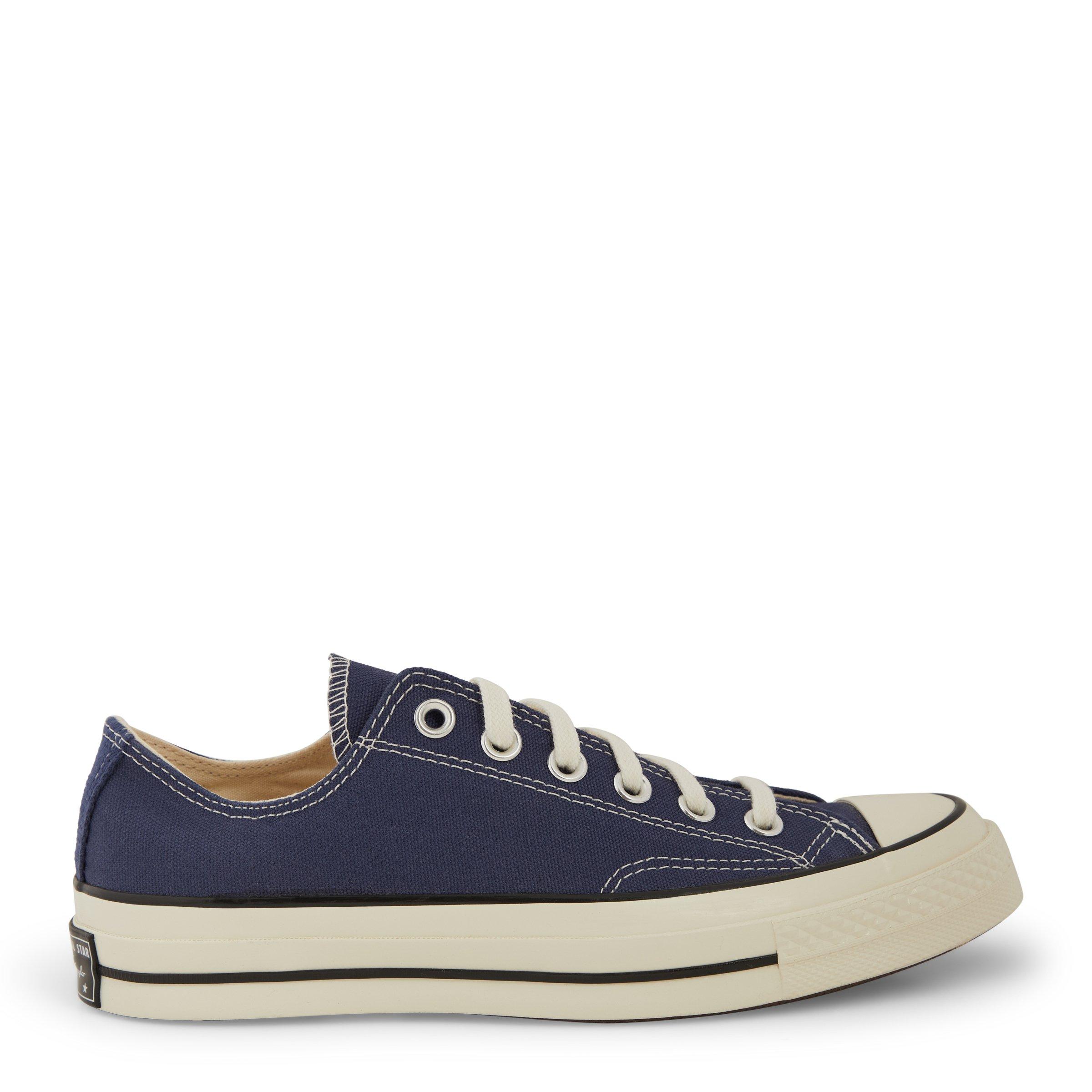 Converse 70 low top best sale