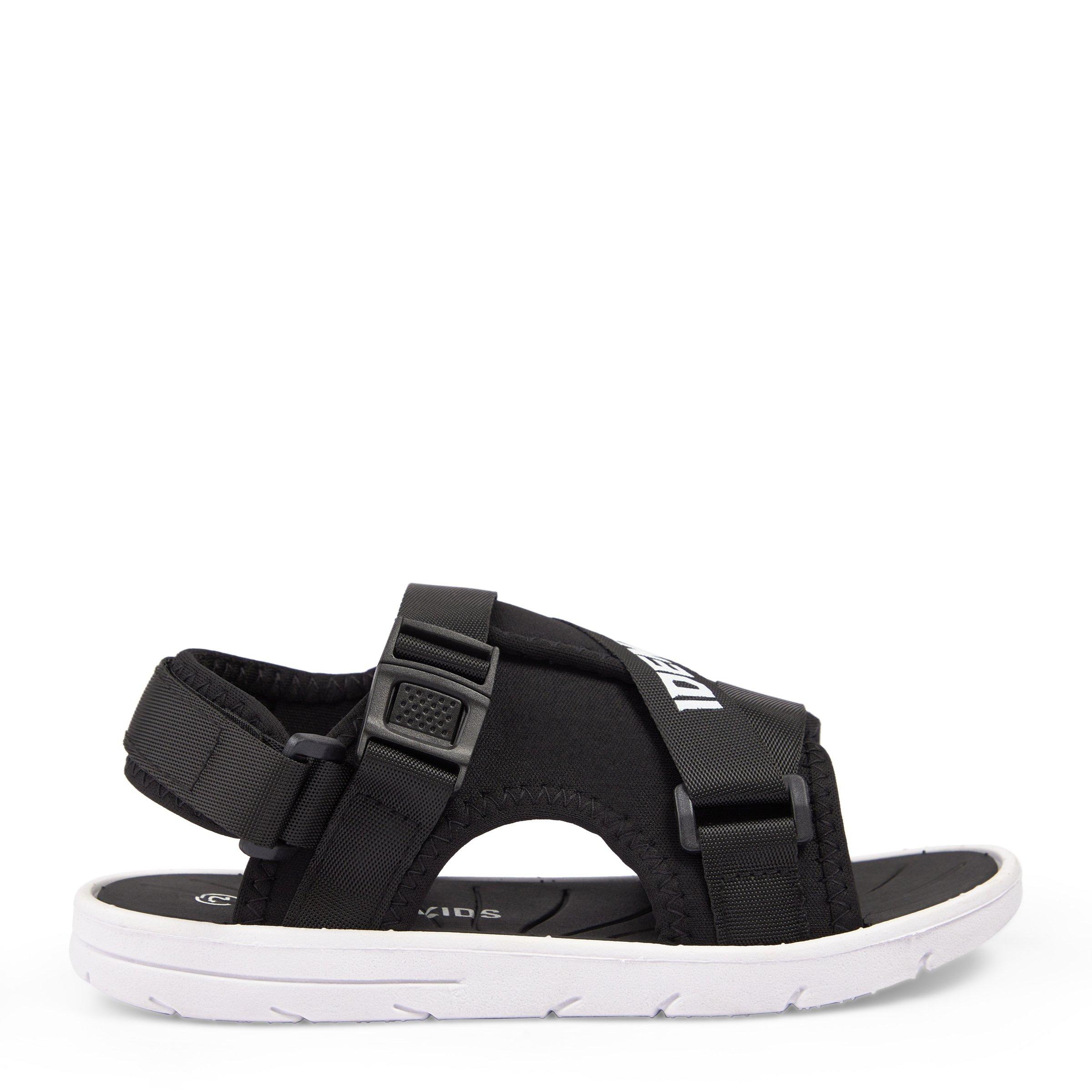 boys black nike sandals