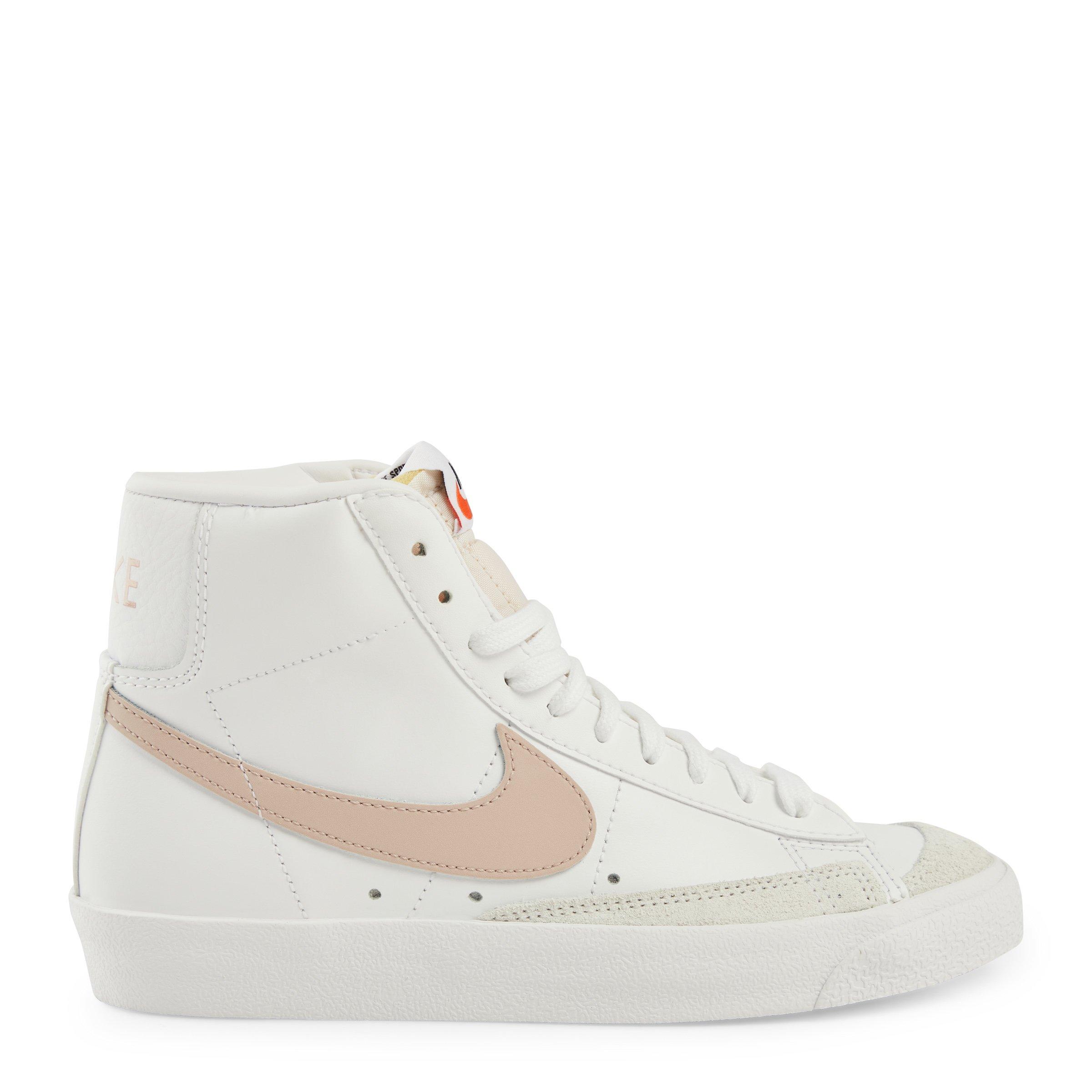 size 7 nike blazer