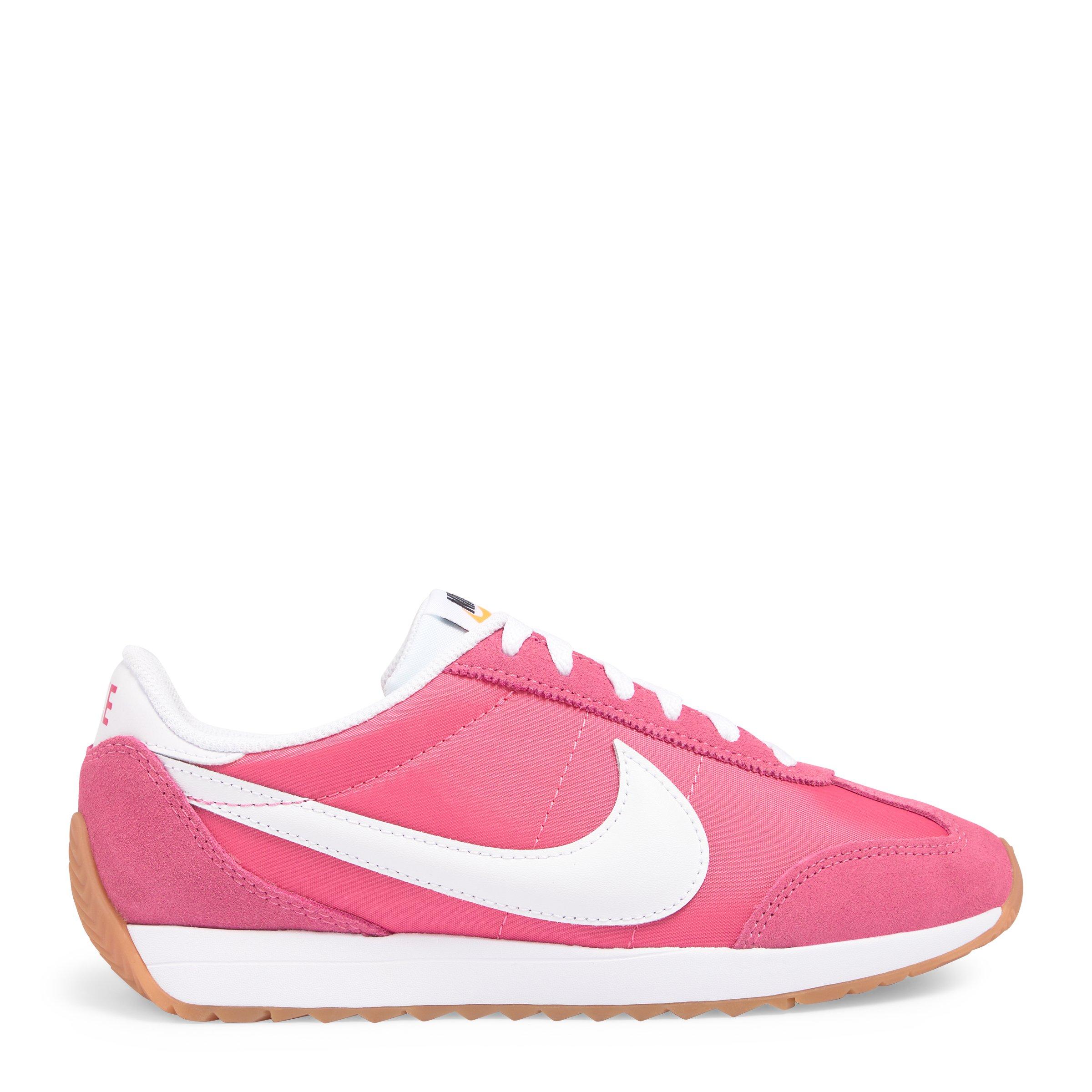 pink nike air trainers