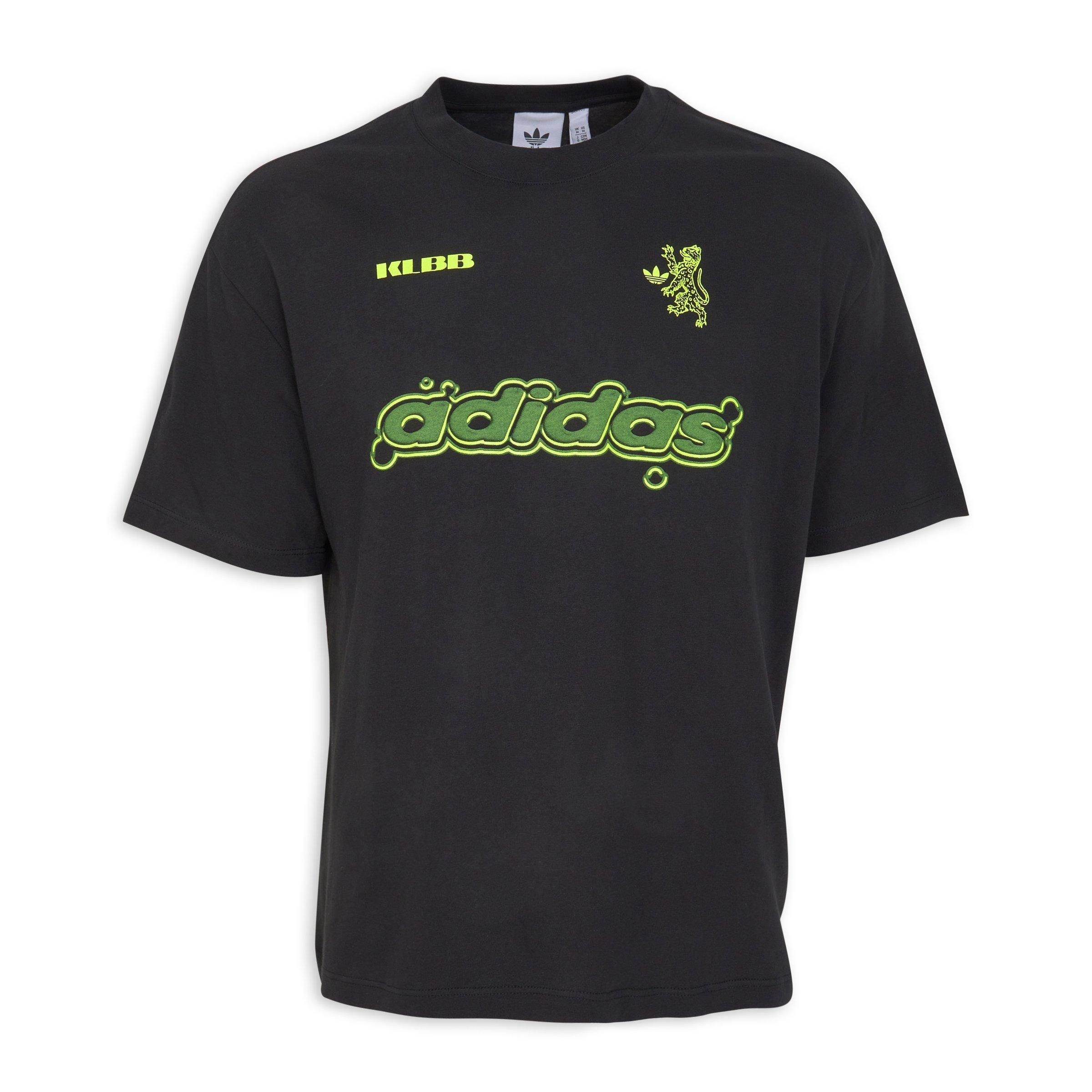 K&co.です₊⁎⁺˳✧༚ Fancy these Kawasaki Adidas sneakers to match with your