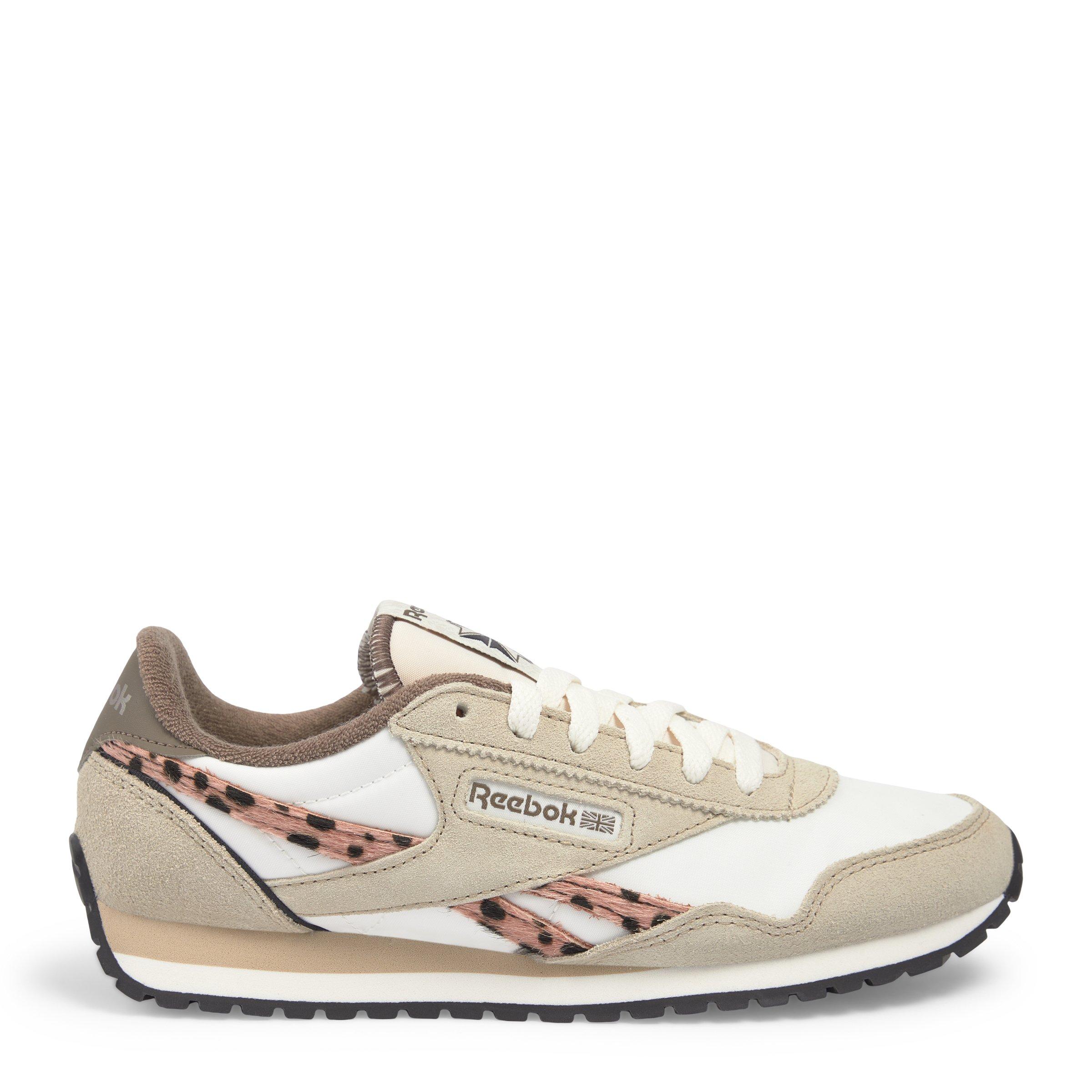 Beige Classic AZ Sneaker (3210290) | Reebok