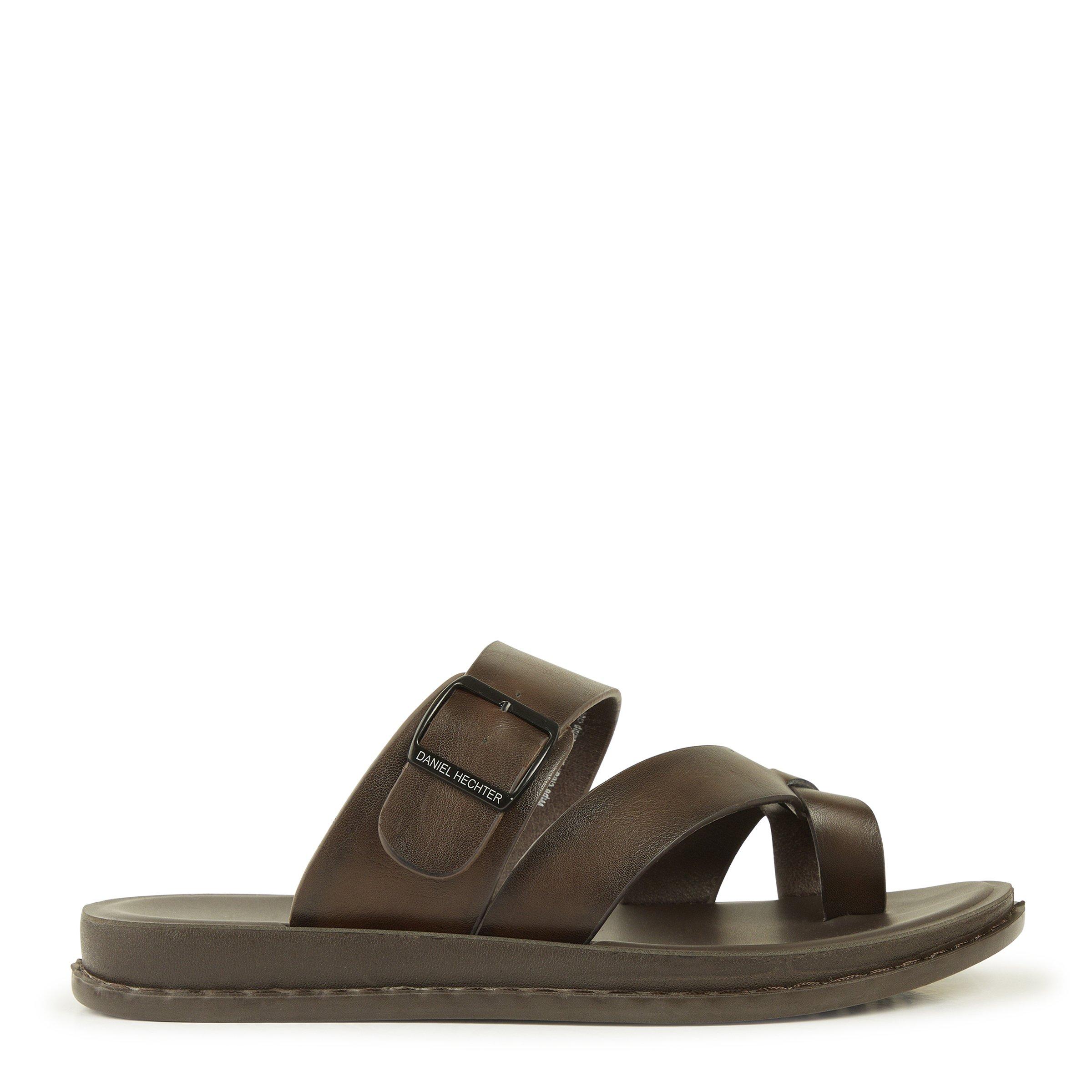 Choc Smart Toe Post Sandals (3224510) | Daniel Hechter