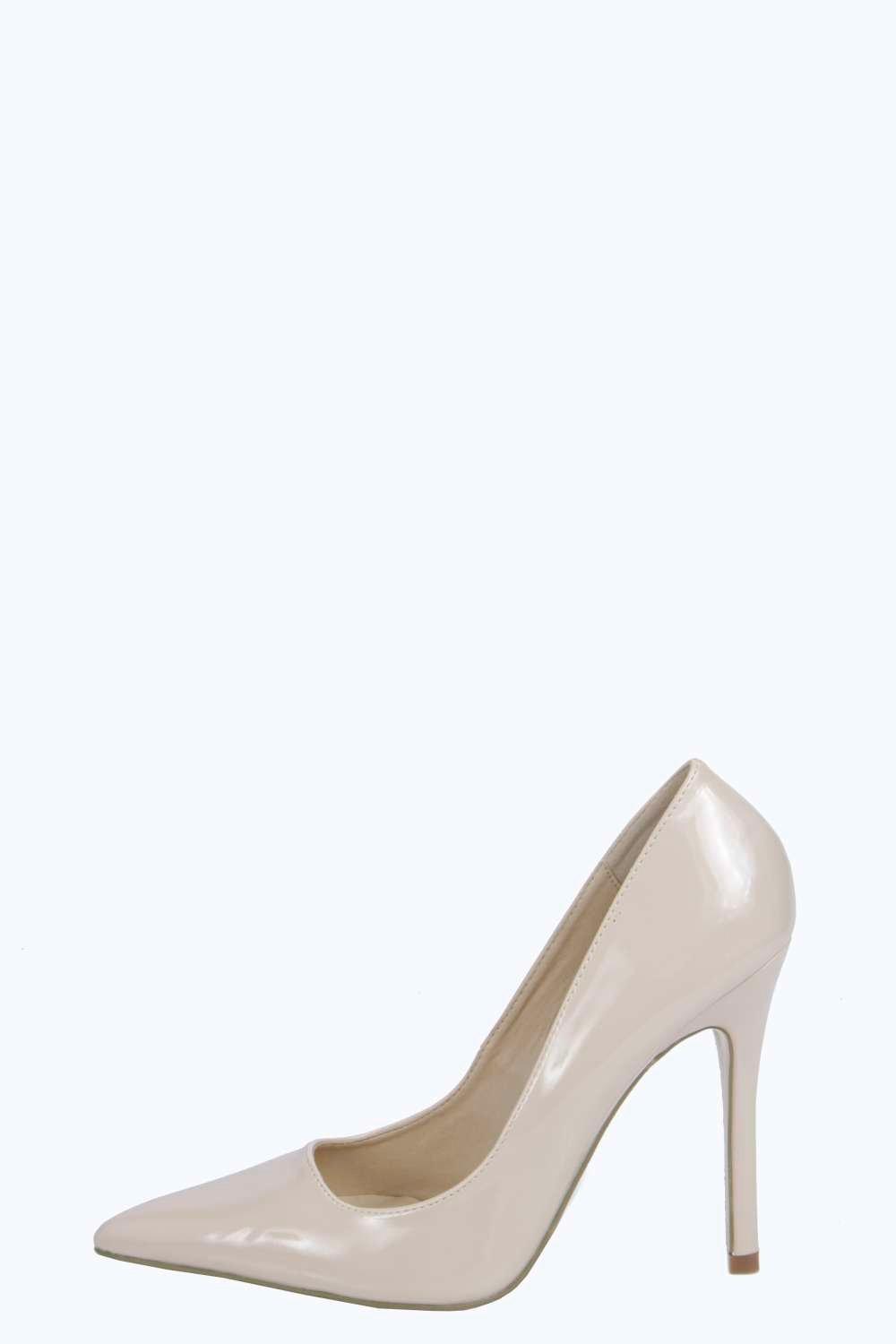 boohoo pointed heels