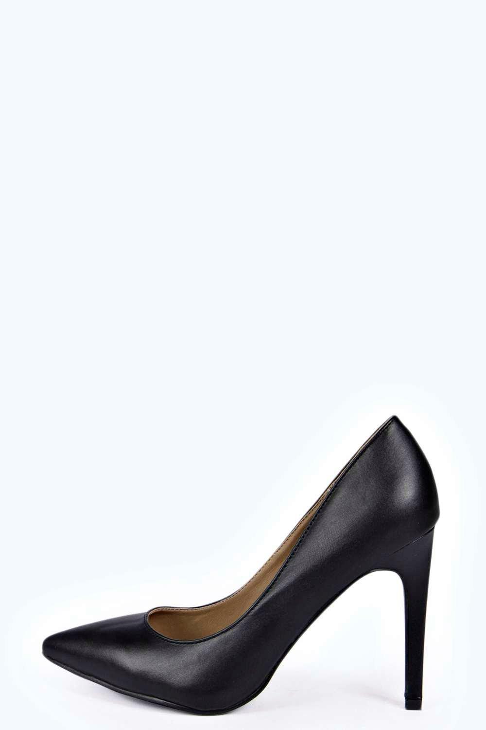 boohoo black court shoes