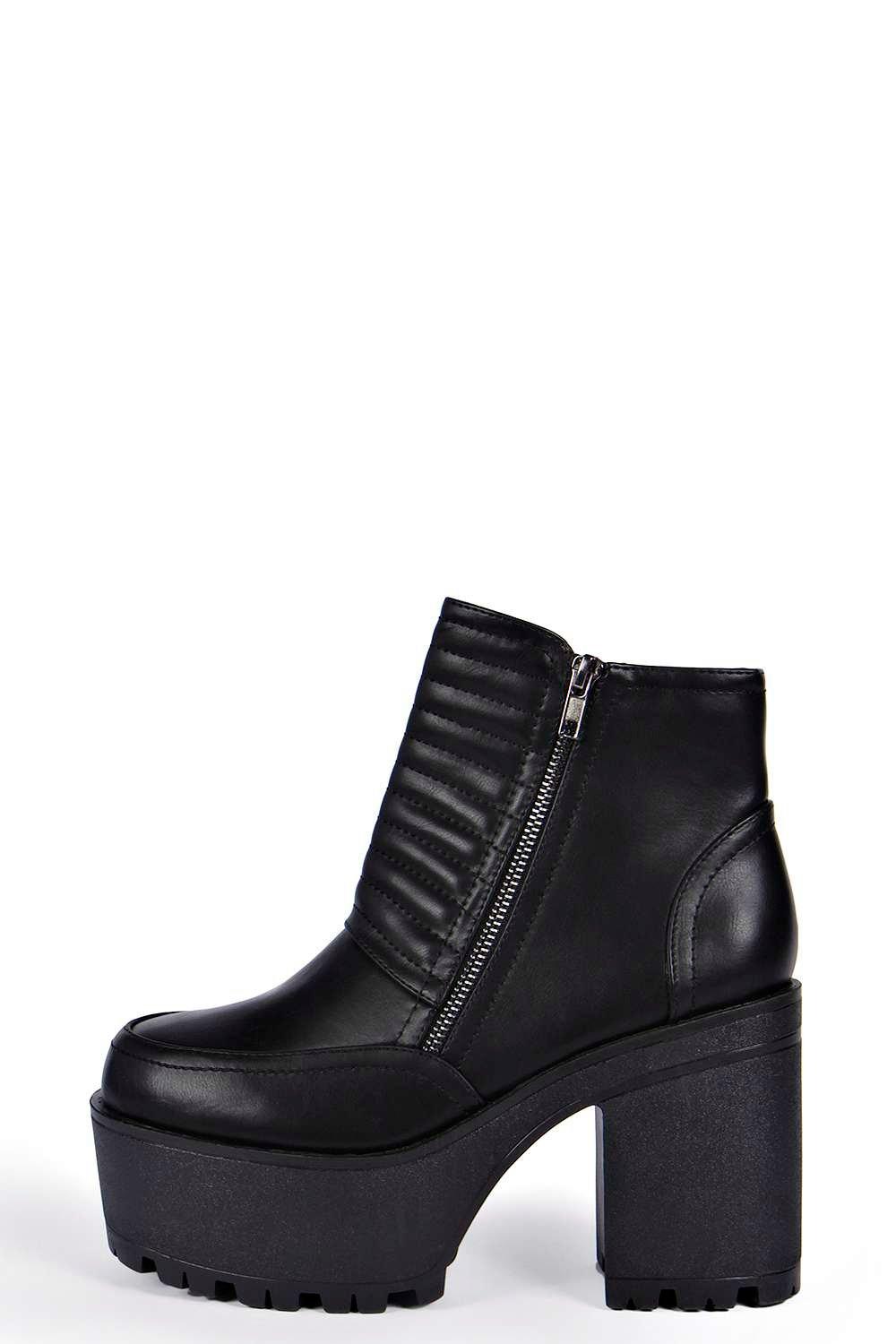 boohoo boot heels
