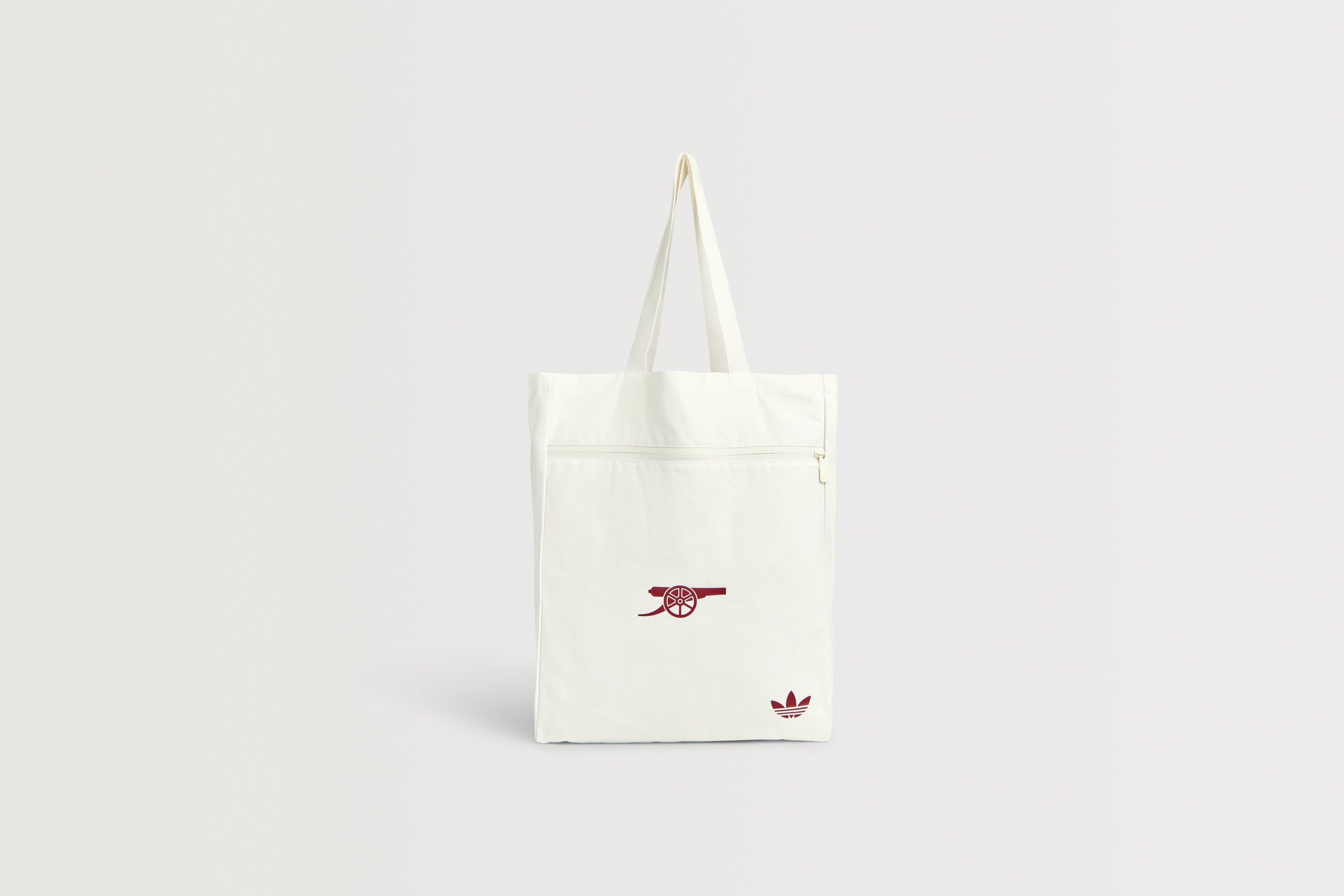 Arsenal adidas 25/26 Third Tote Bag | Official Online Store