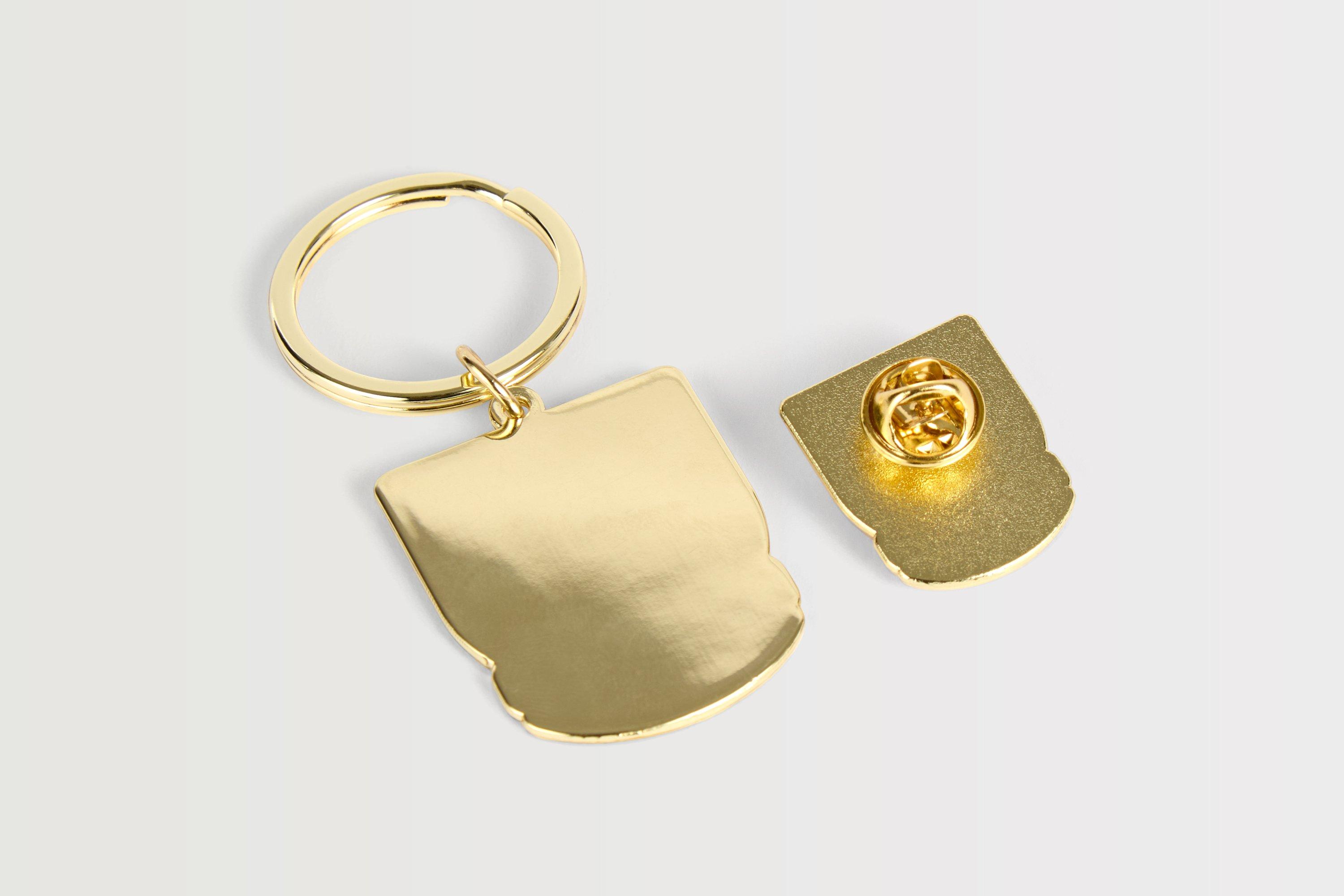 Arsenal Retro Crest Keyring and Badge Set | Official Online Store