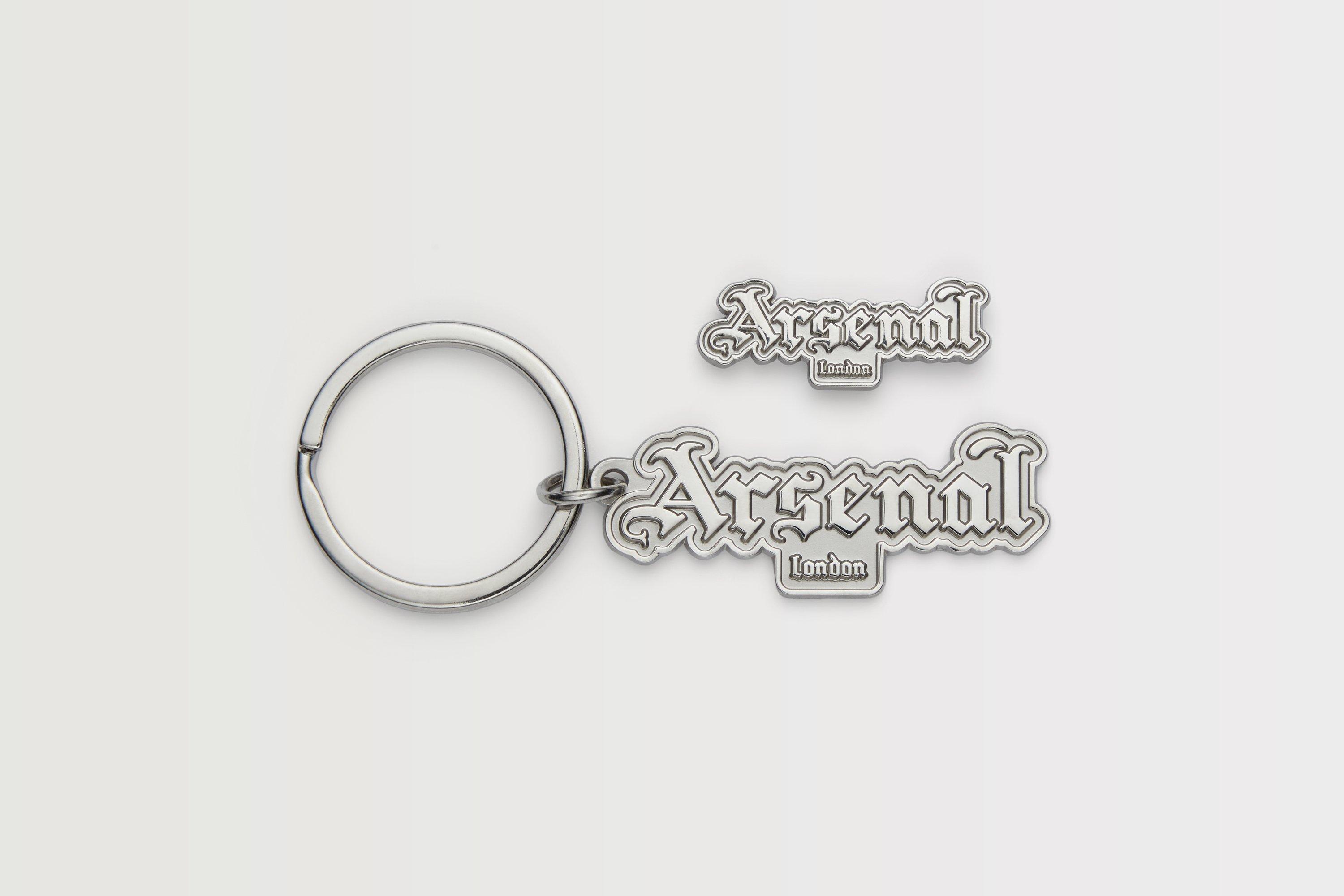 Arsenal Retro Text Keyring and Badge Set