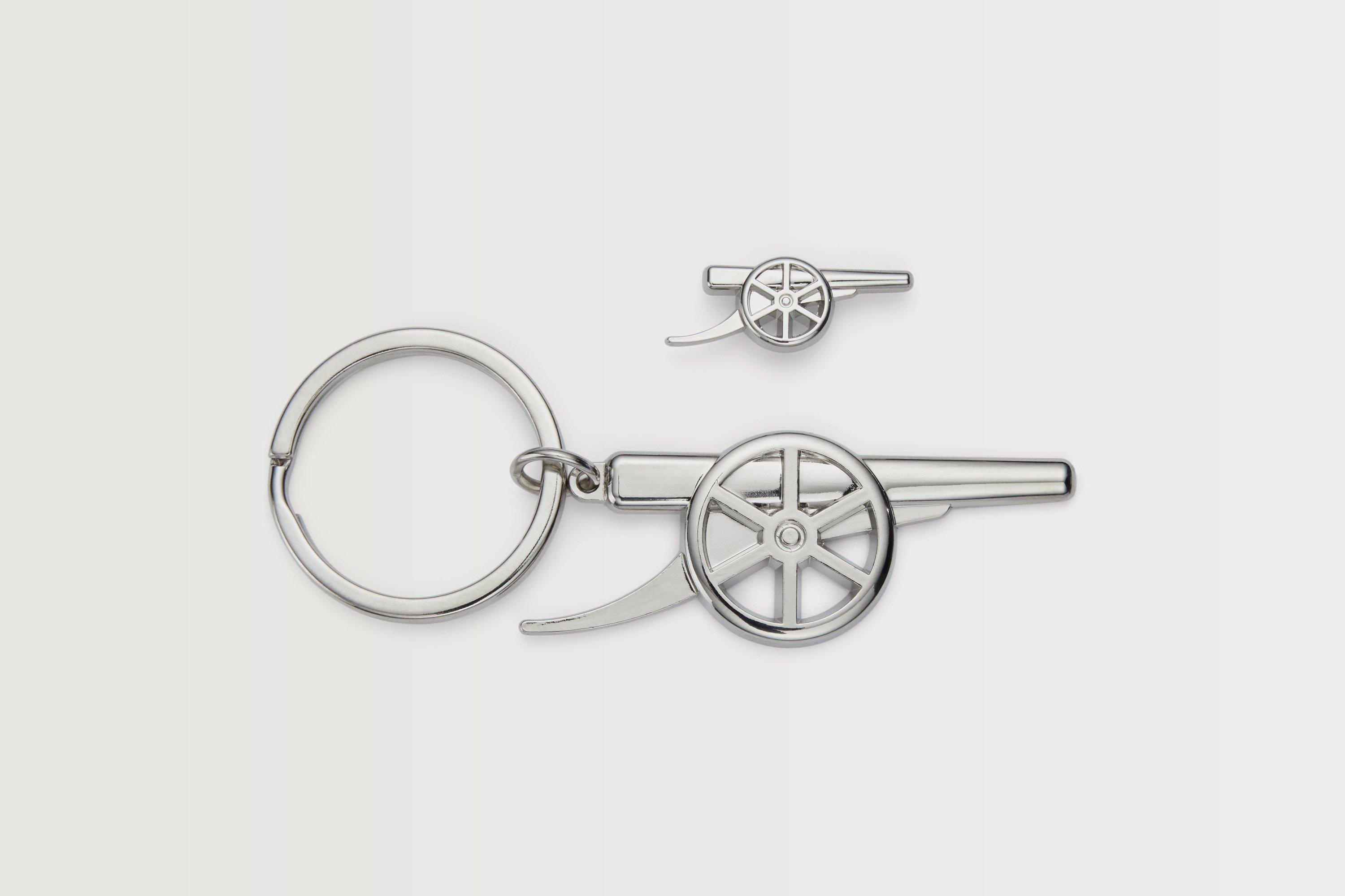 Arsenal Cannon Keyring and Badge Set