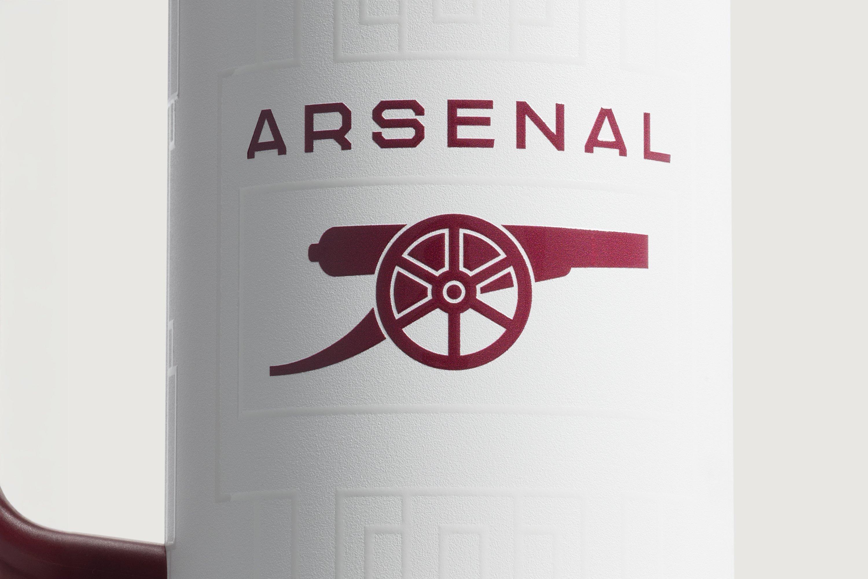 Stanley 1913 x Arsenal Quencher® ProTour Flip Straw Tumbler