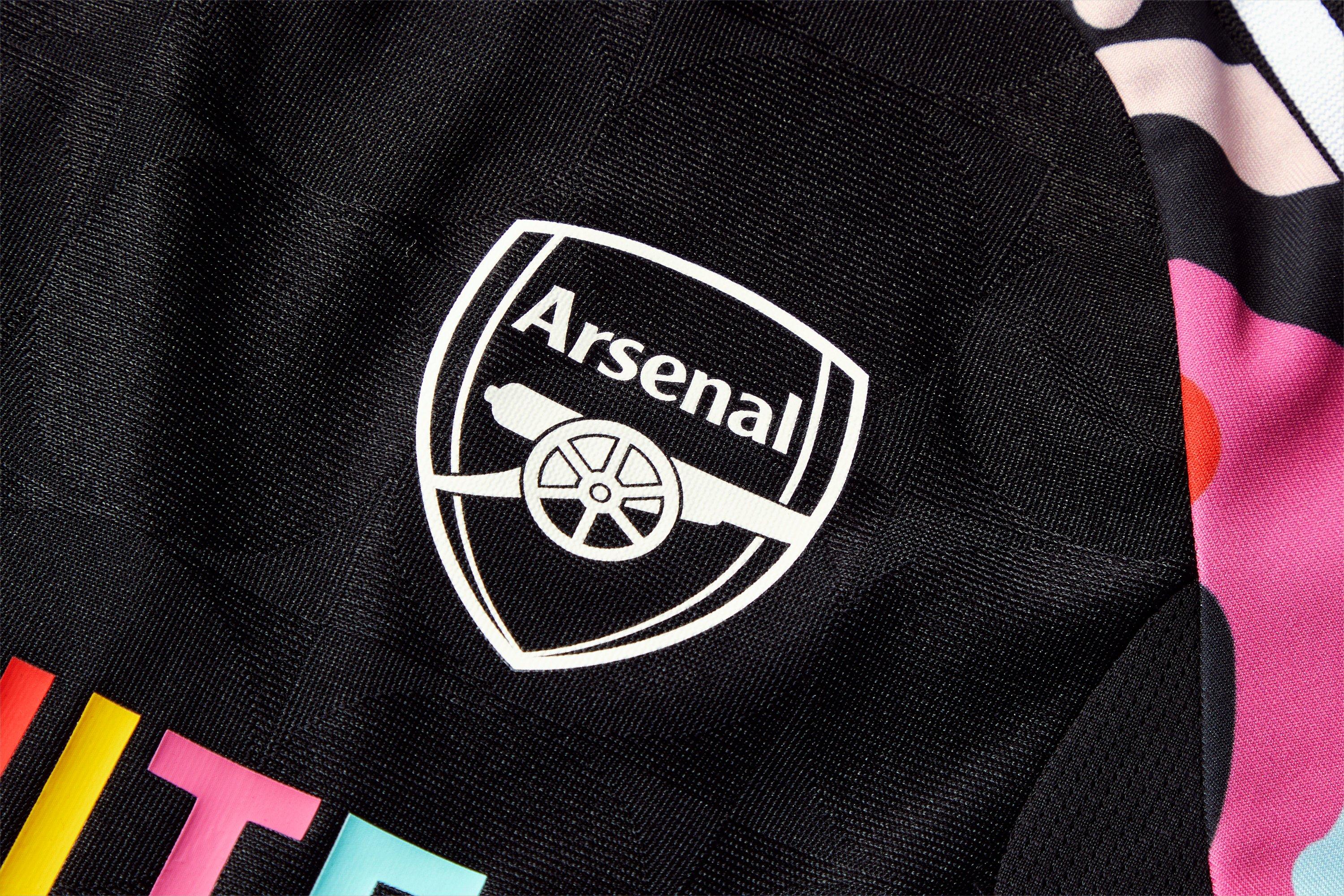 Arsenal hot sale tracksuit junior