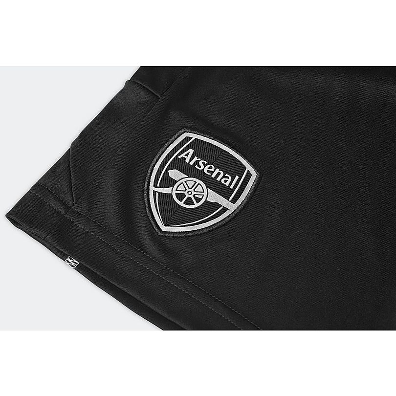 Arsenal Junior 23/24 Goalkeeper Shorts | Official Online Store