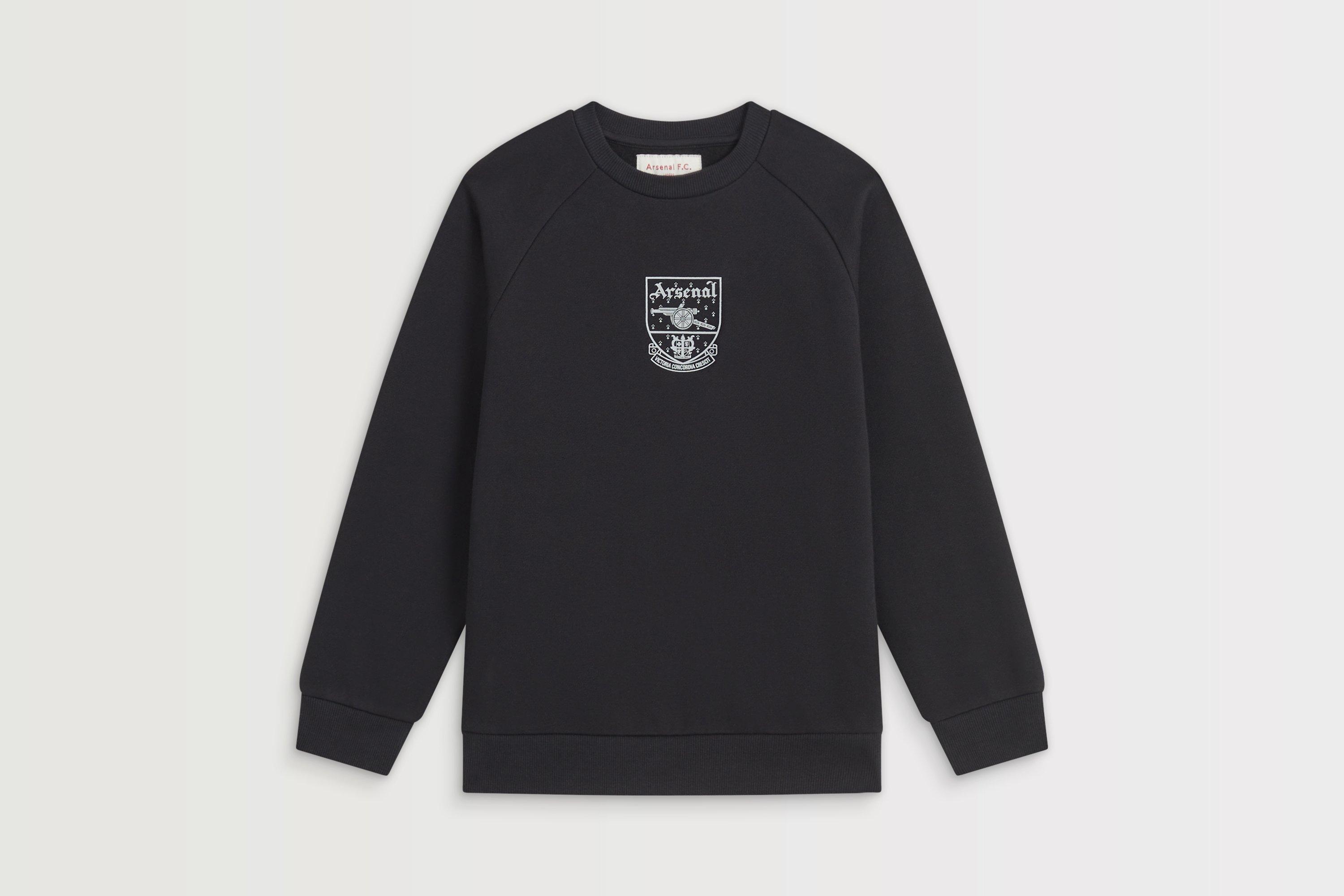 Sweatshirts & Hoodies