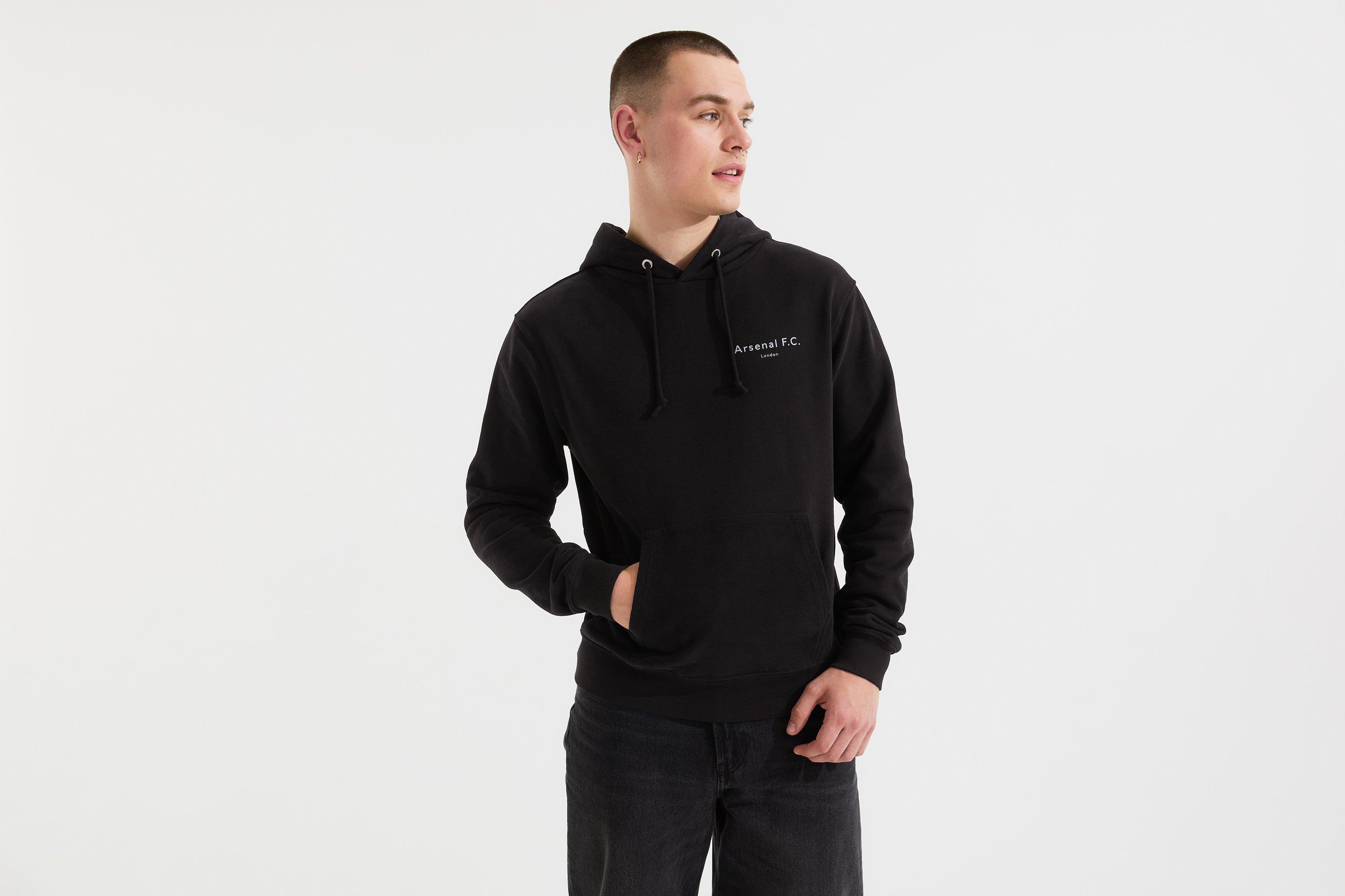 Arsenal Essentials Black Chapman Hoodie Official Online Store