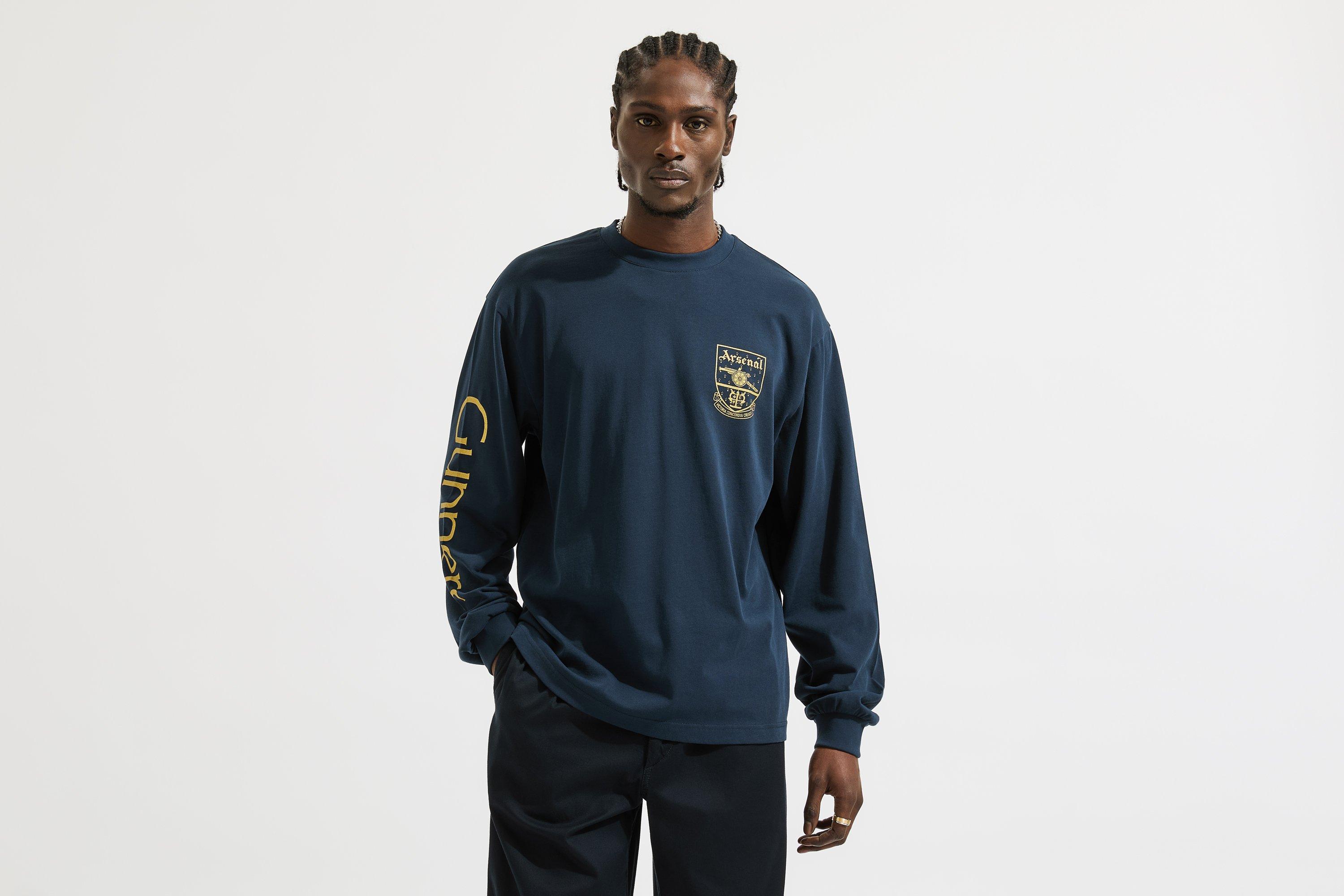 Arsenal Retro Crest Navy Long Sleeved T-Shirt