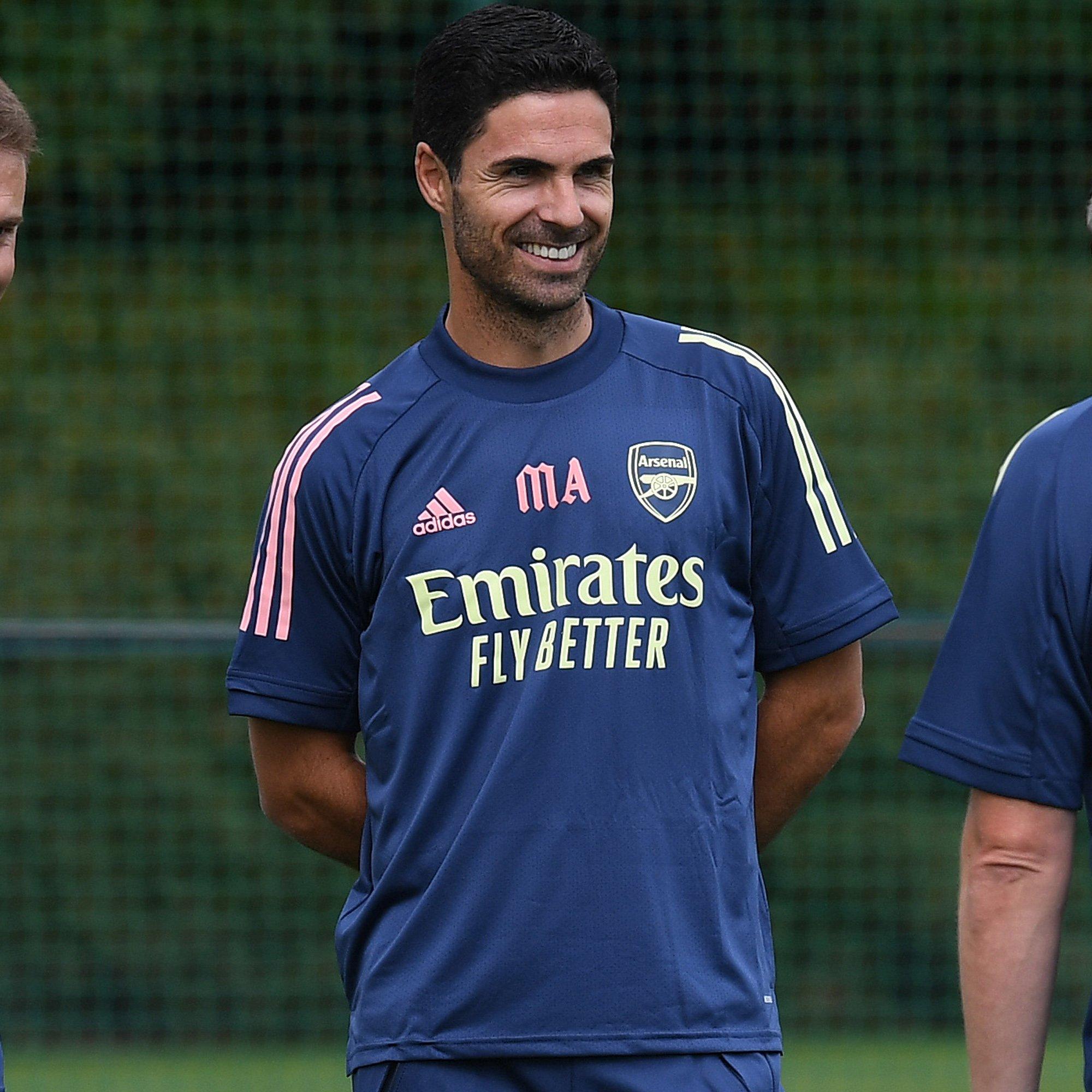 arsenal training joggers