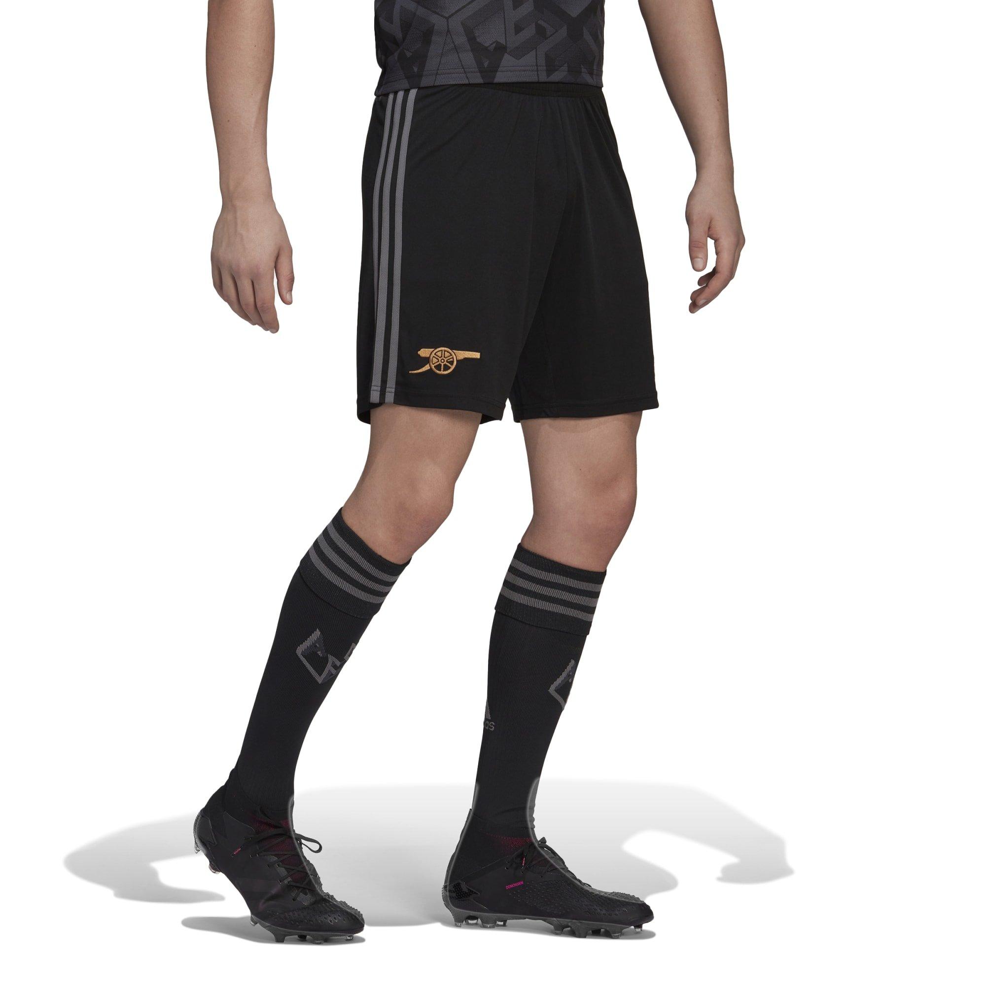 Arsenal 22/23 Away Shorts | Official Online Store