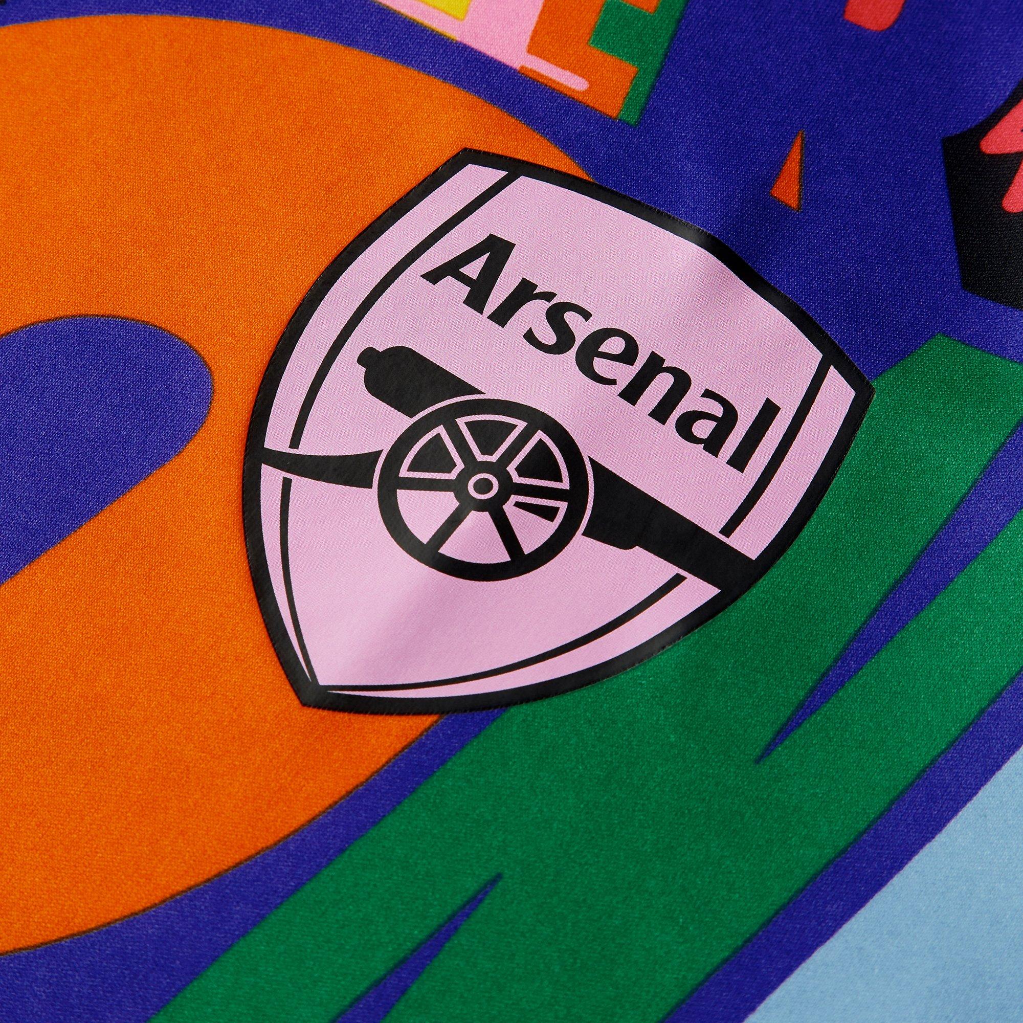 Arsenal Love Unites Unisex TShirt Official Online Store