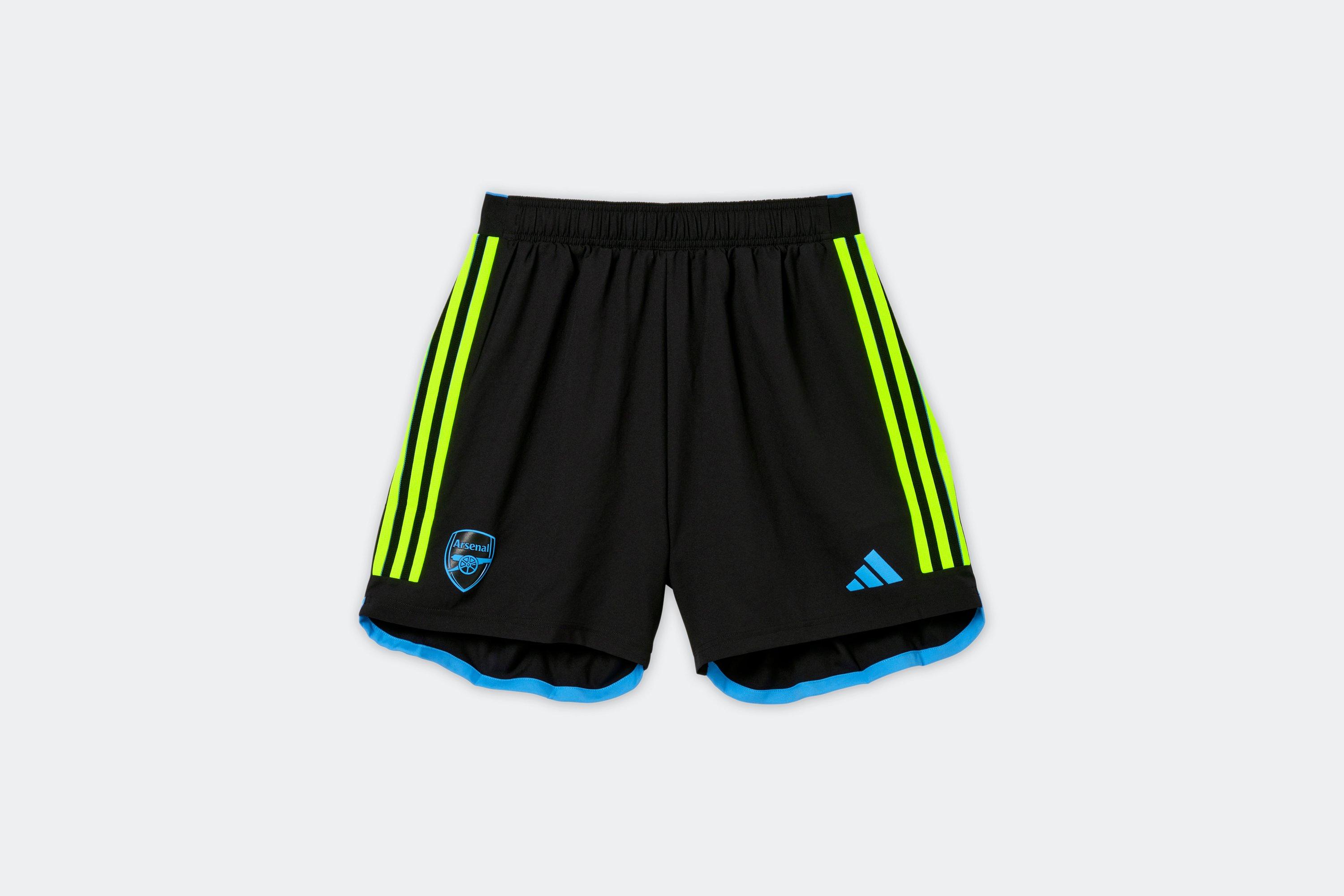 Arsenal shorts best sale with pockets