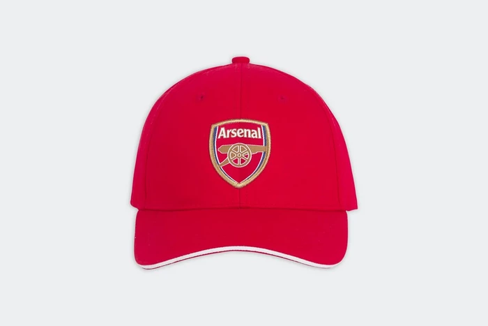 Arsenal Essentials Red Crest Cap