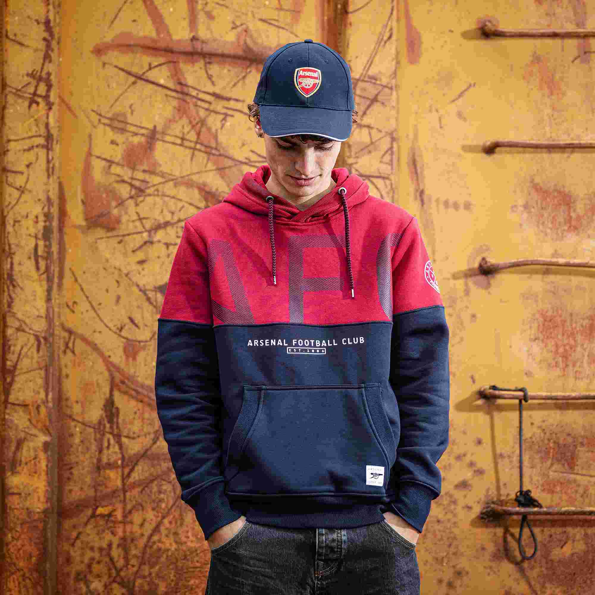 Arsenal Essentials Navy Crest Cap