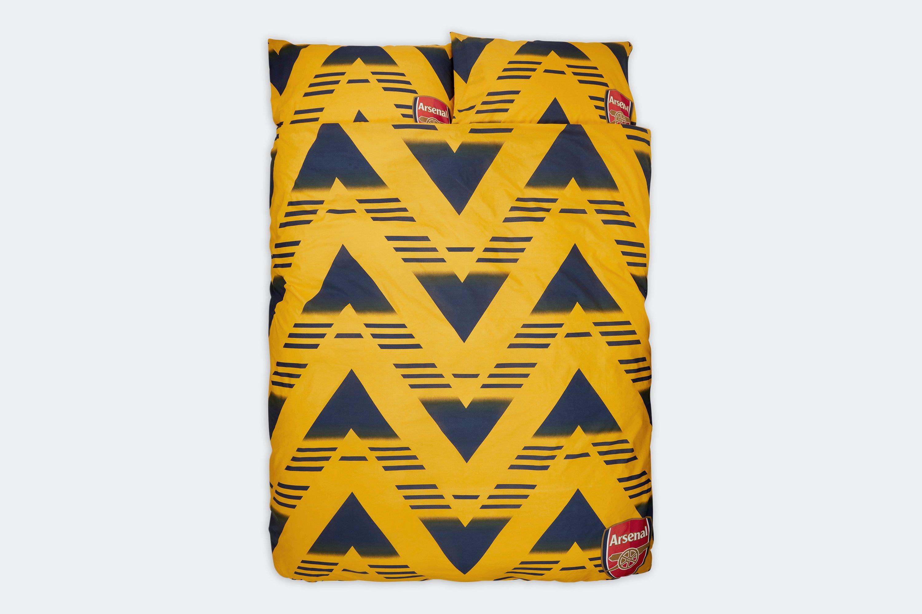 Arsenal Bruised Banana Double Duvet Set Official Online Store