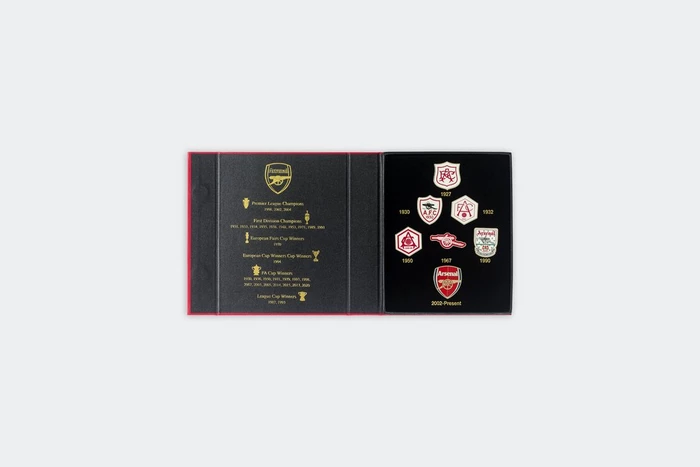 Arsenal 7 Piece Pin Badge Set