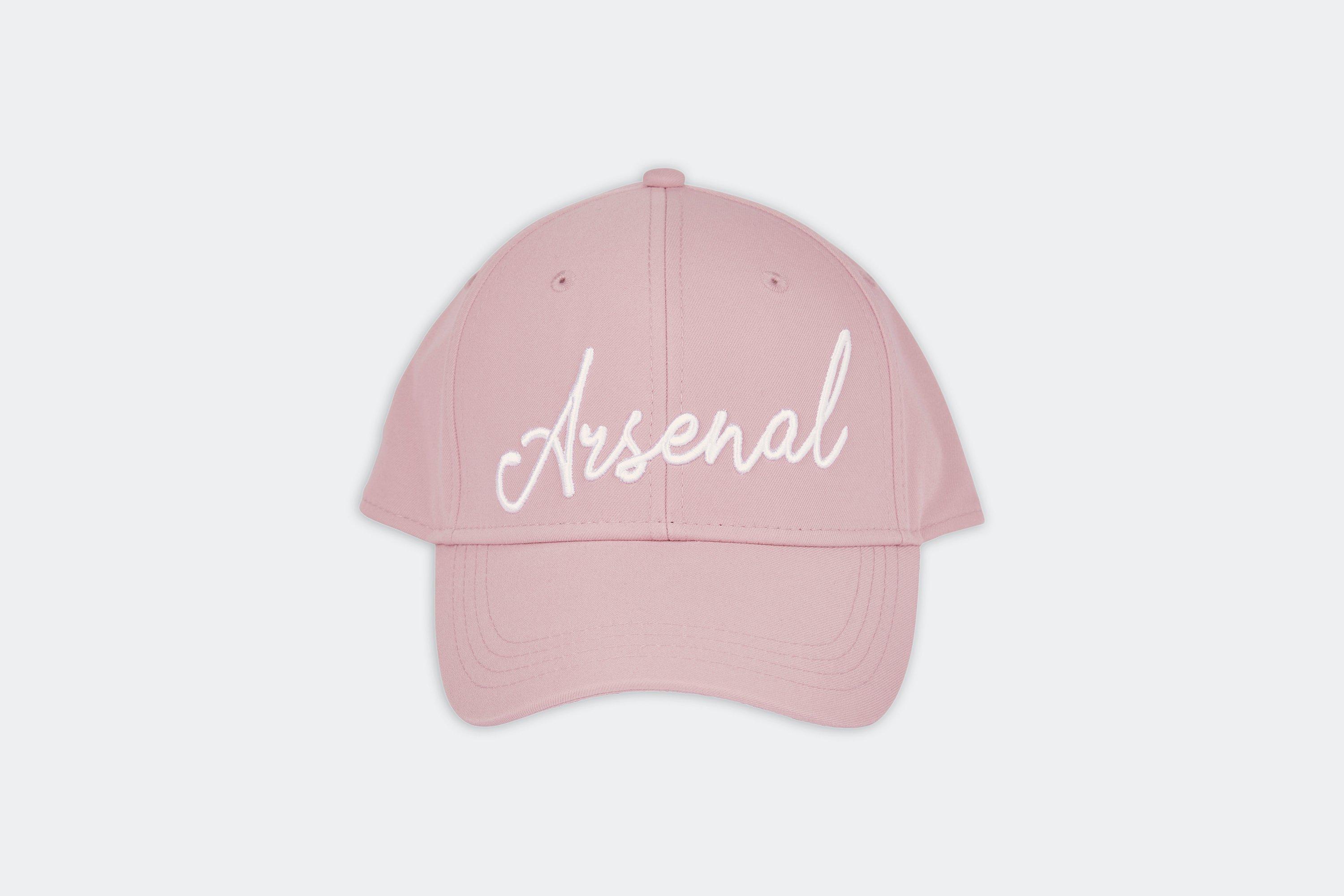 Arsenal Script Cap