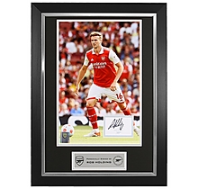 Arsenal Framed Signed 22/23 Home Print HOLDING